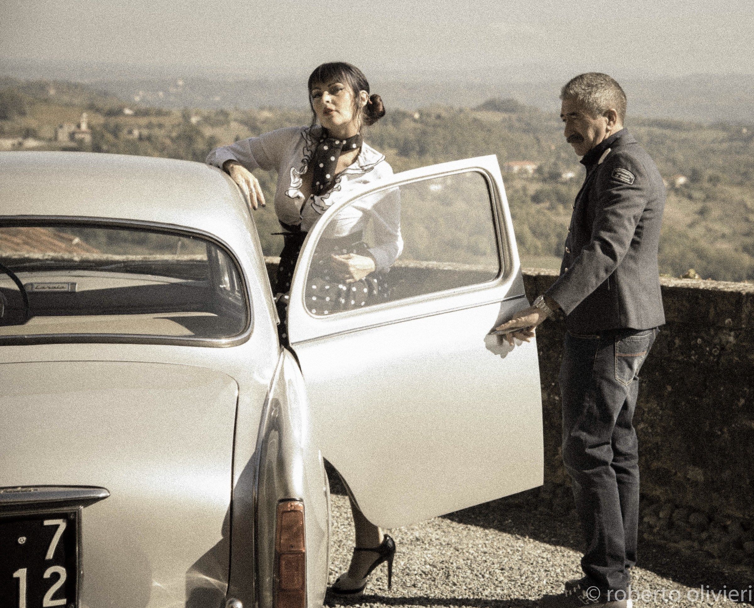 Elisa Joy & Lancia Appia vintage shoot