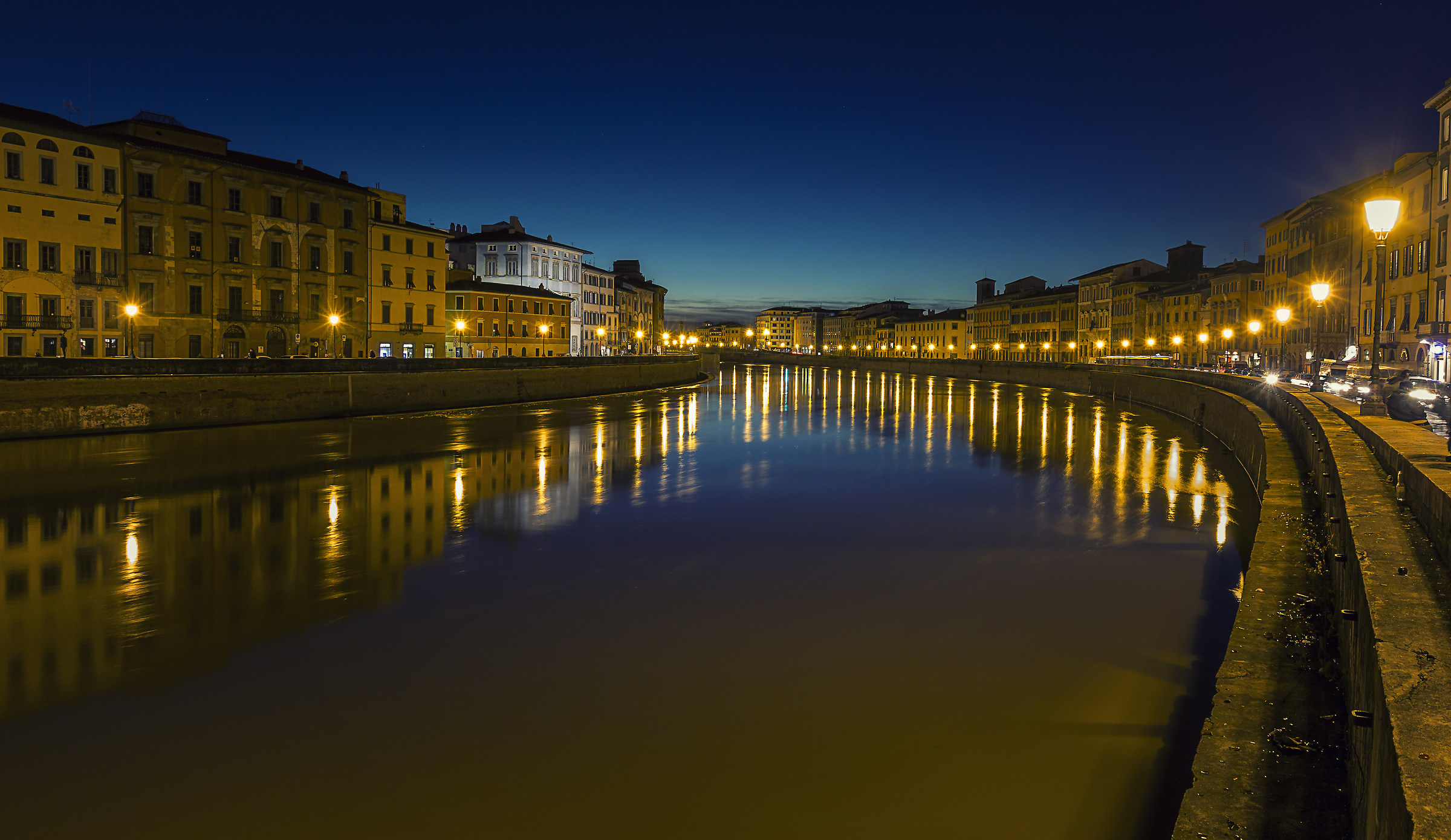 Pisa Lungarno Night