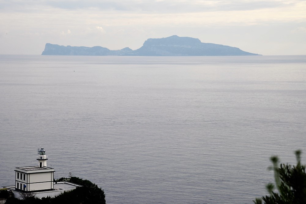 Faro di Capo Miseno & Capri