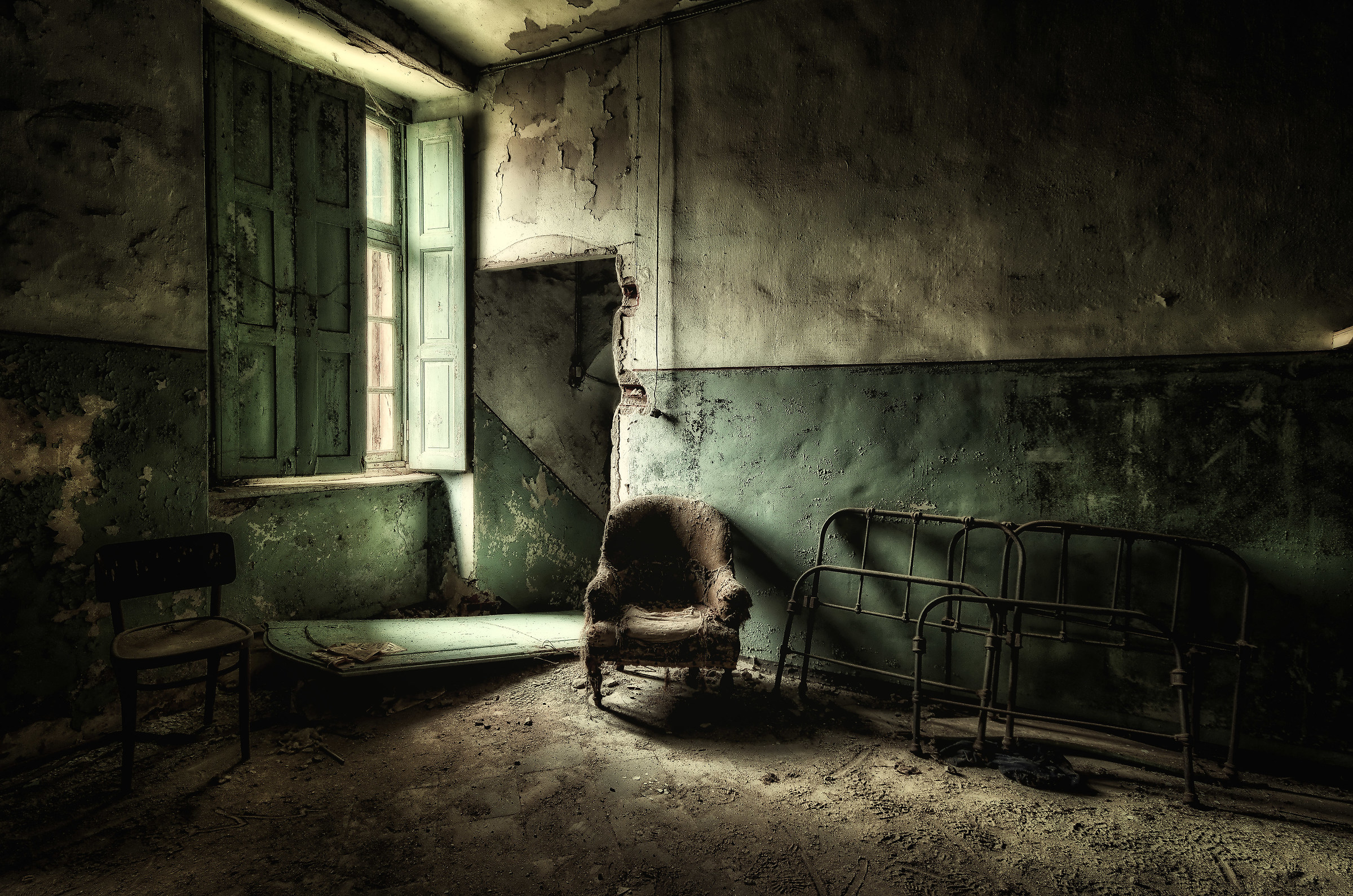 EdL Confusion and light