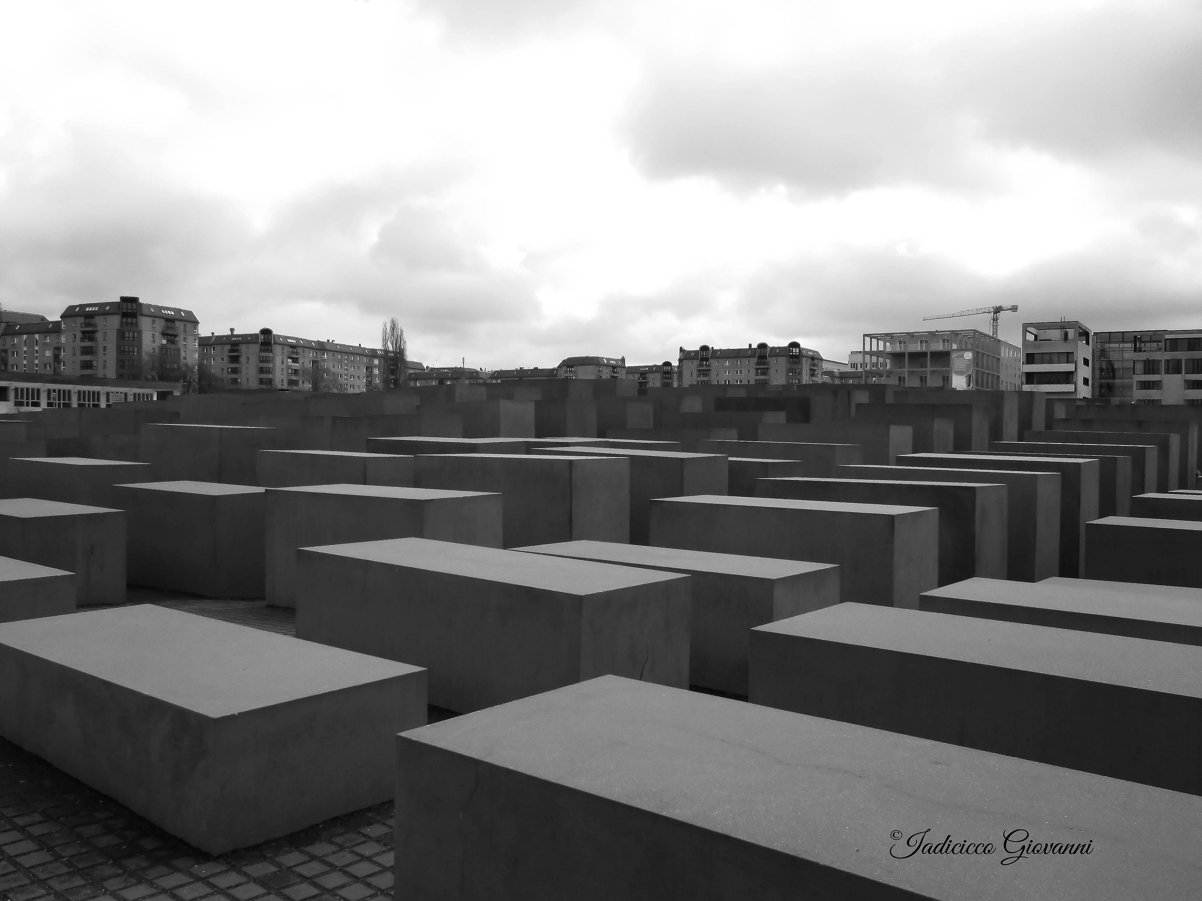 Monument to Jewish victims of World War II