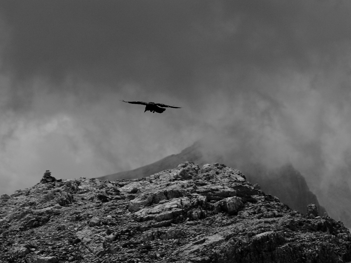In volo sulle trincee del Lagazuoi