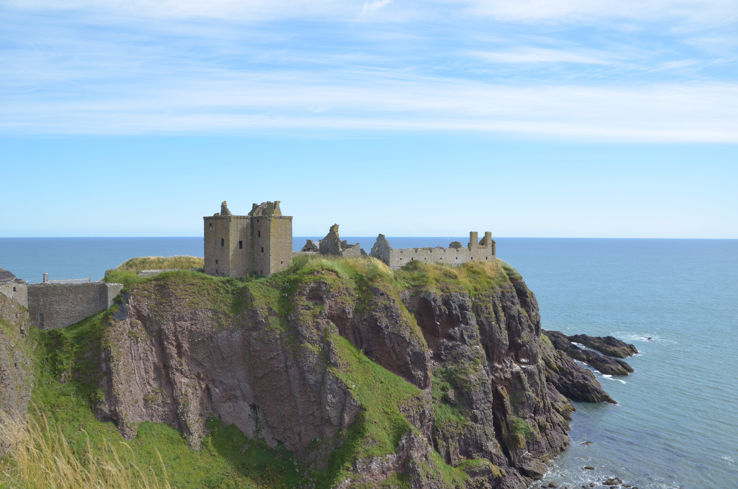 Dunnotar Castle in una strana giornata di sole scozzese