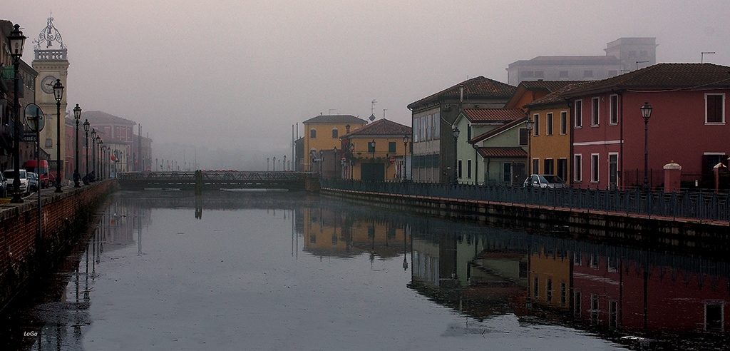 Reflections in the fog