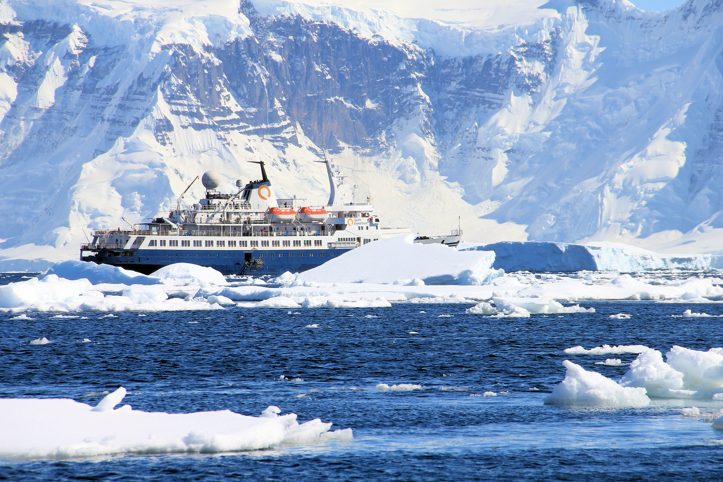 Passaggio tra i ghiacci