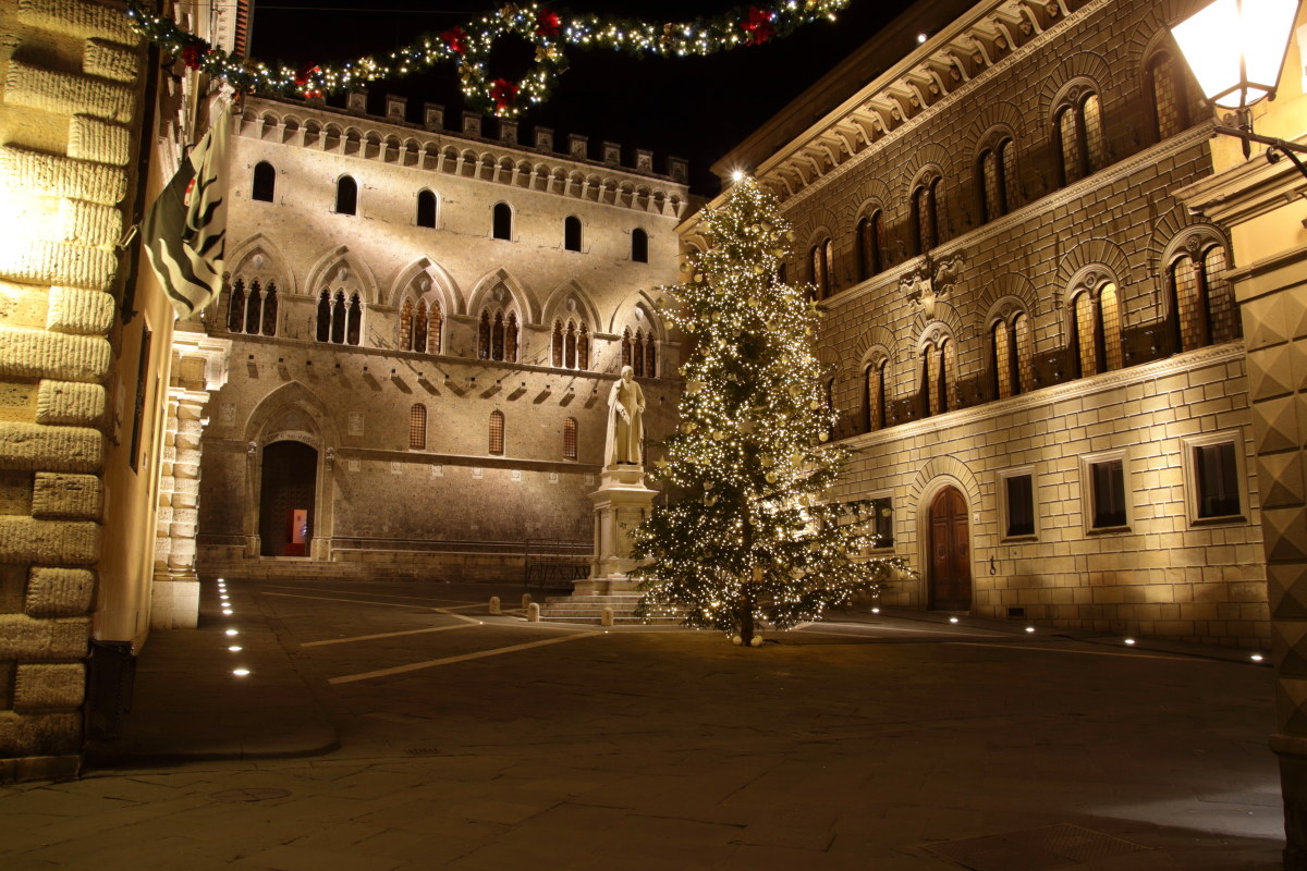 Even in Siena is coming Christmas