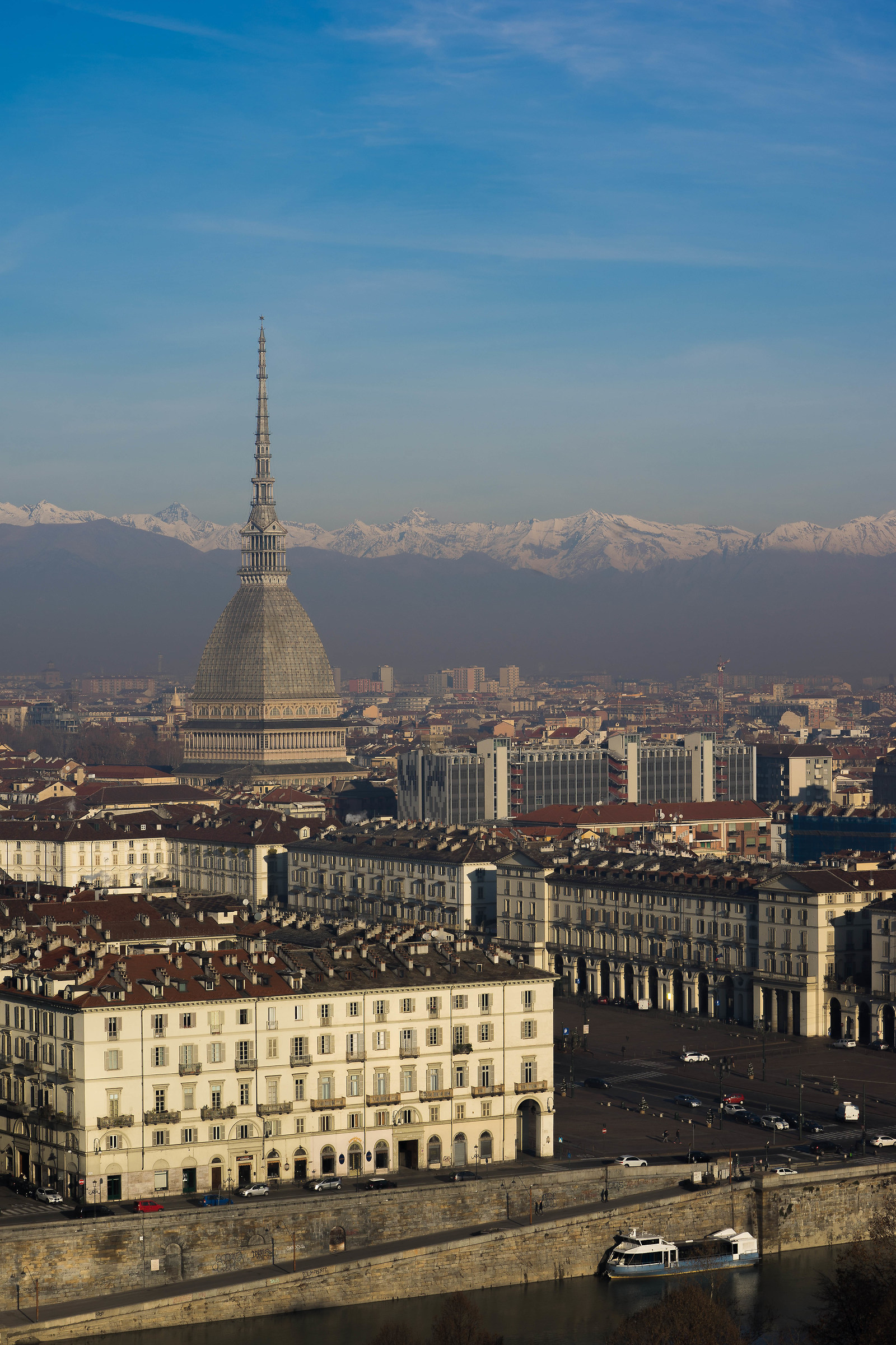 Solo un battello rimasto..