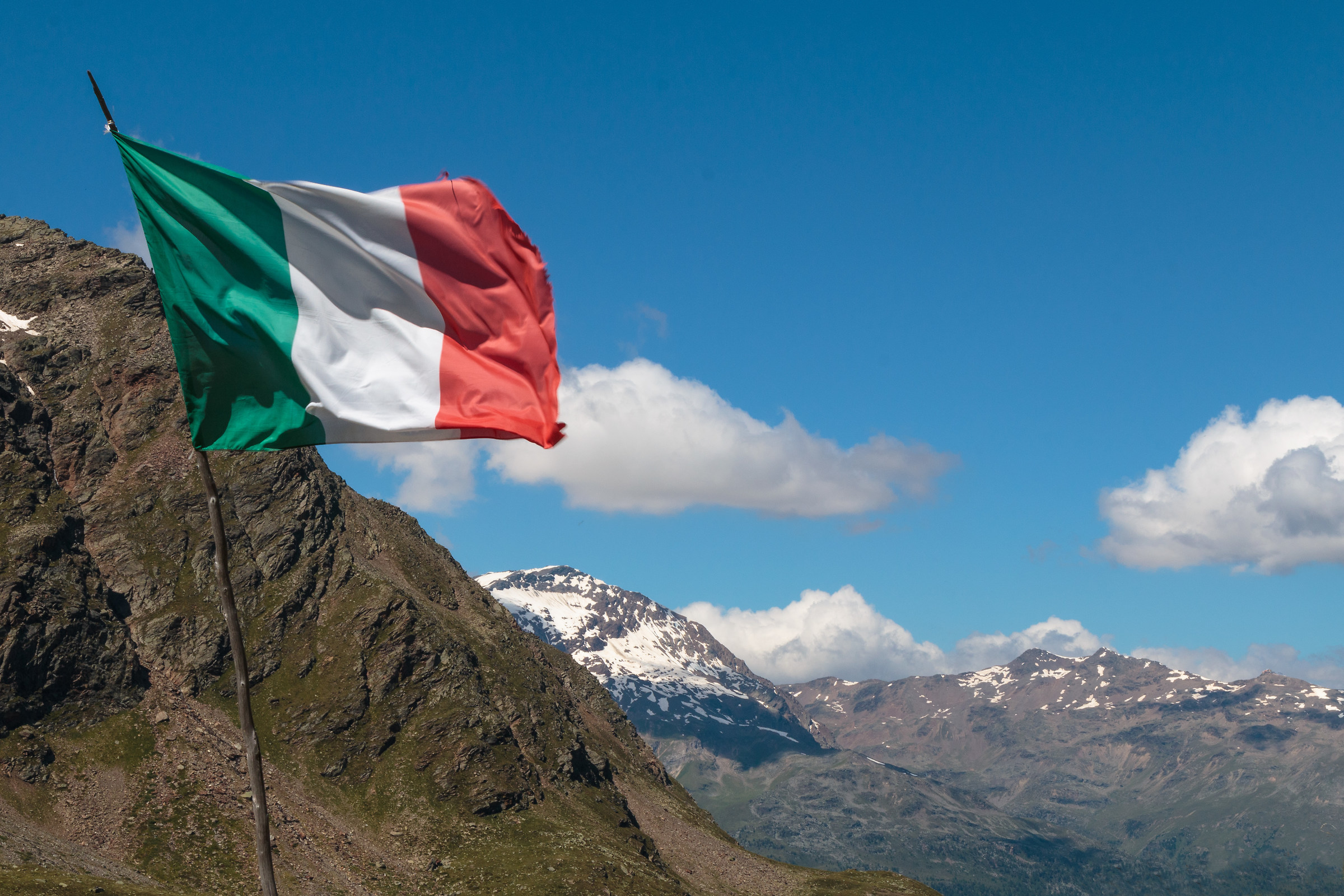 The Tricolor and the mountains.