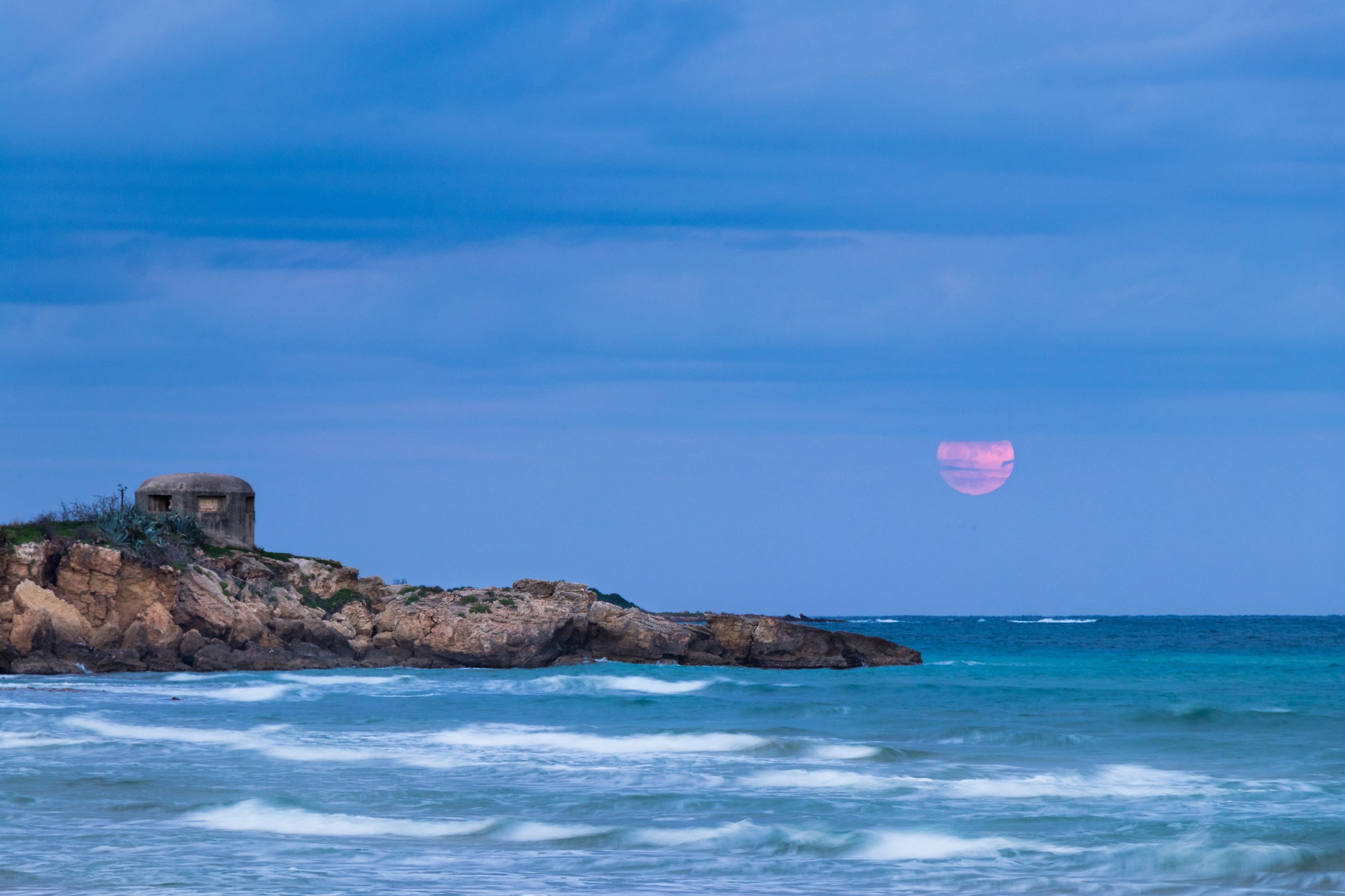 The moon and the blockhouse