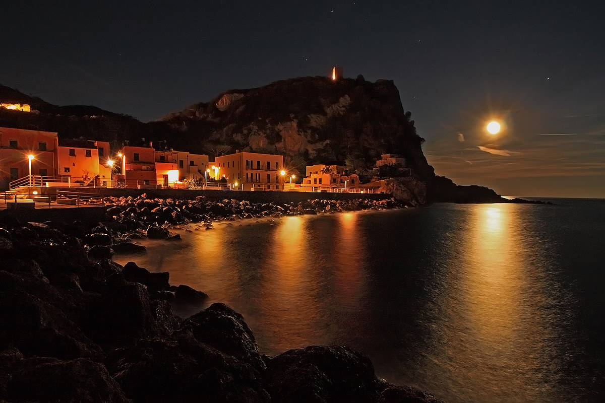 Look at the moon!!!!!