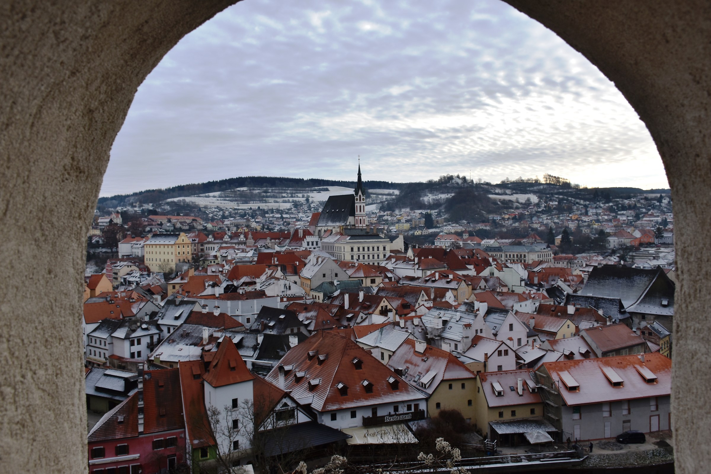 sguardo dalla finestra del castello ceskje krumlov
