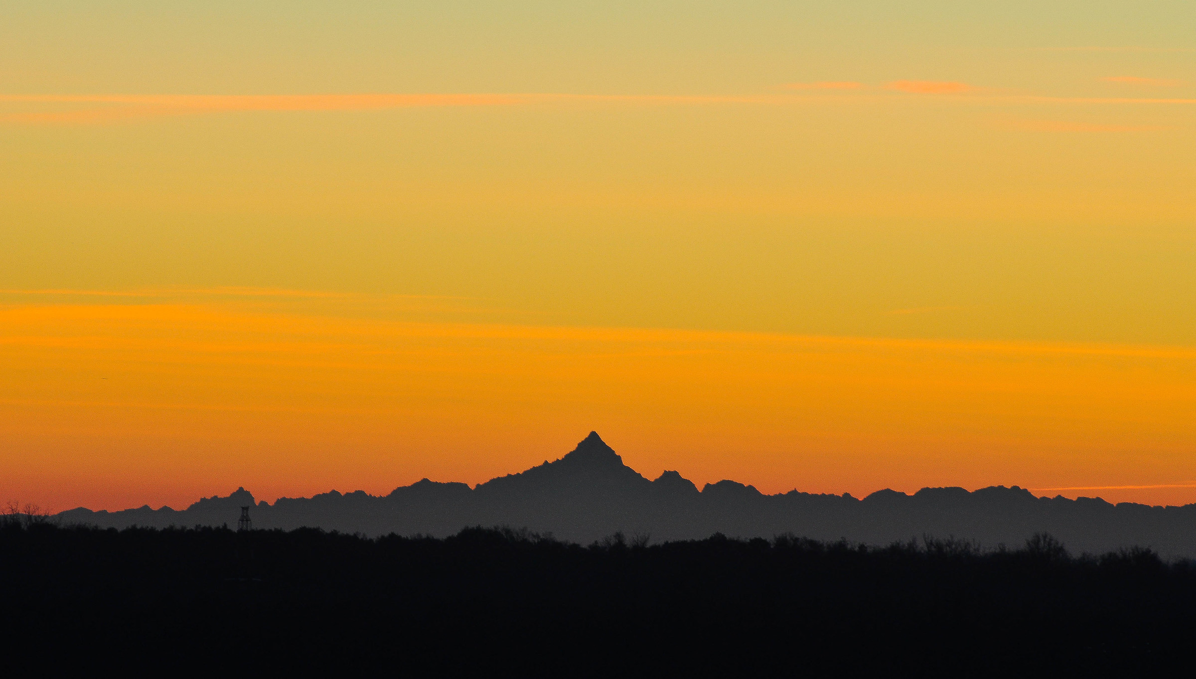 tramonto sul monviso