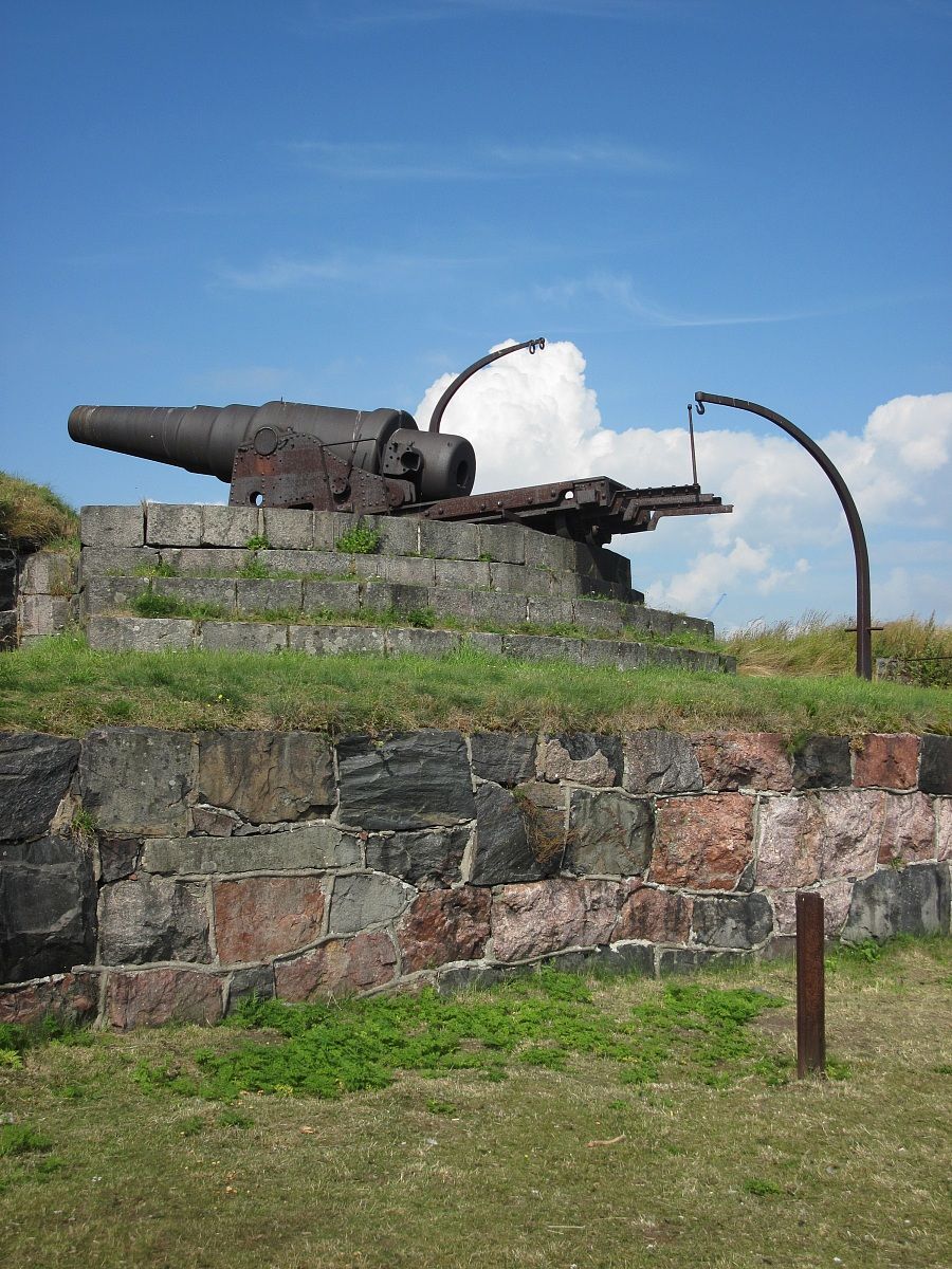 Cannon - Island of Suomenlinna
