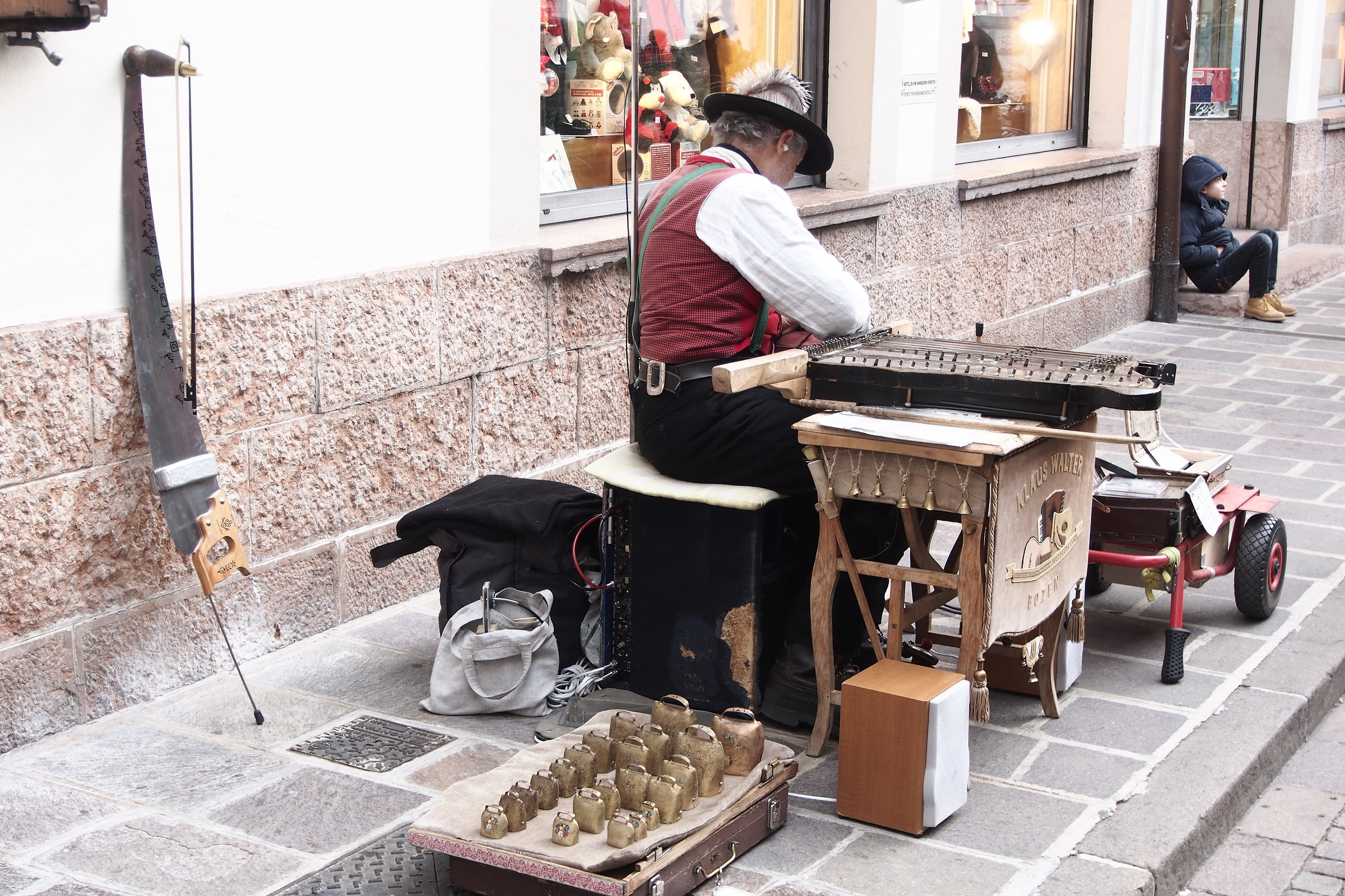 Street Performer 1