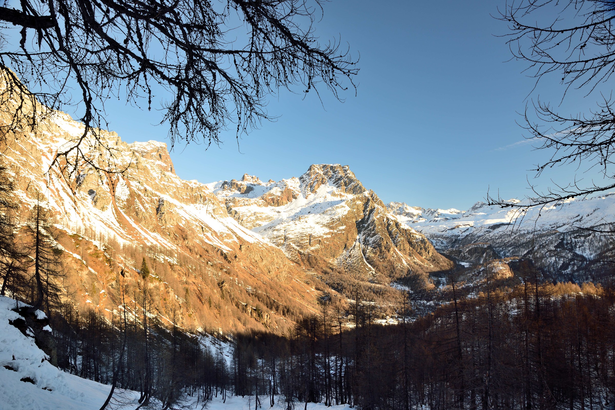 la punta di Pietrarossa salendo verso il lago Nero