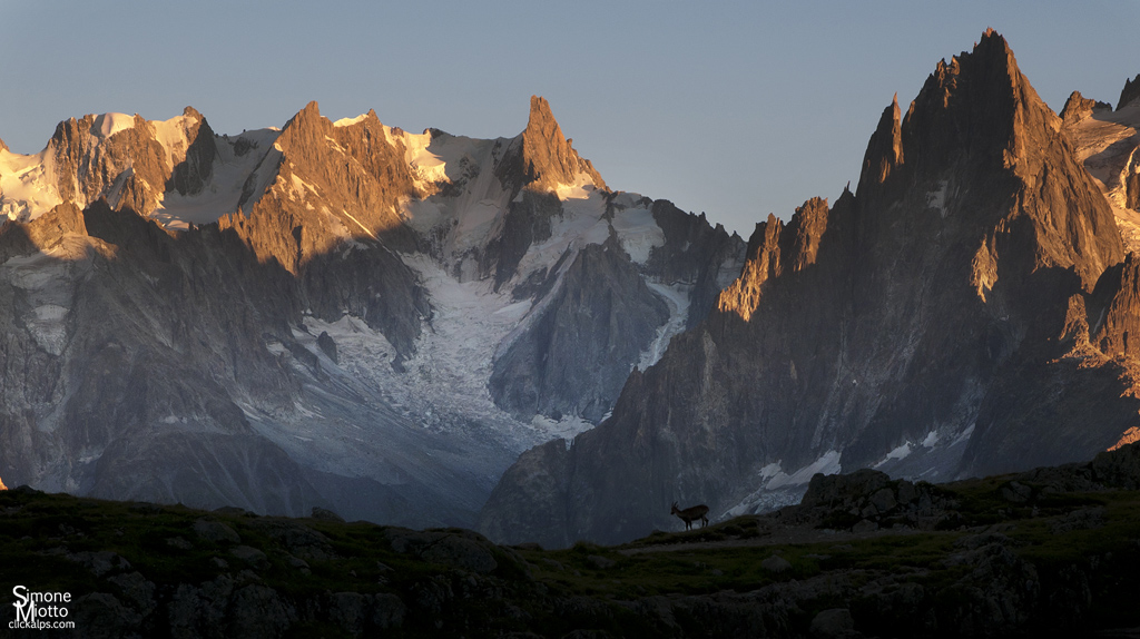 Walking under Aiguille