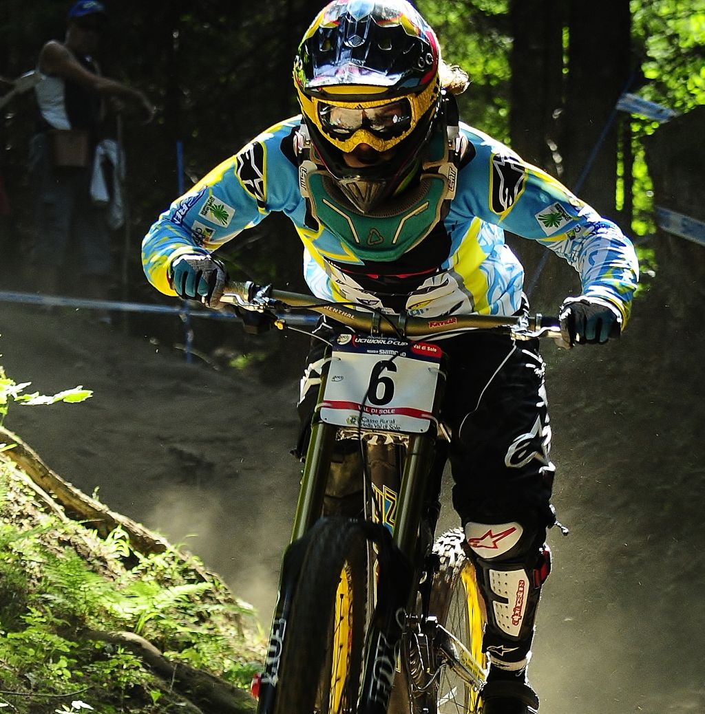 WC Dh Val di Sole 2011