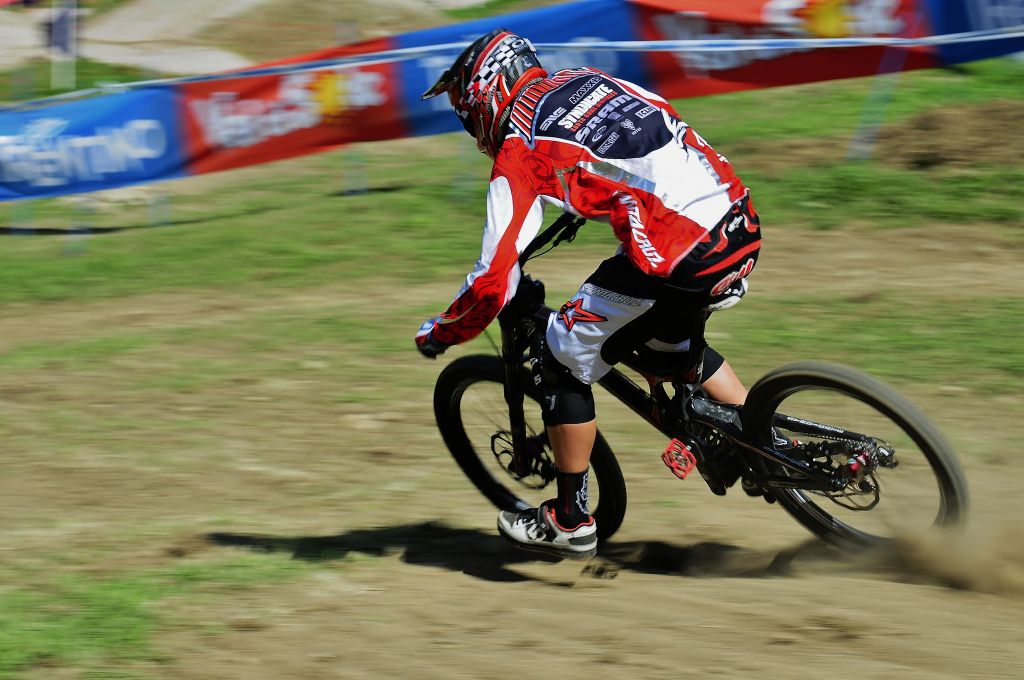 WC Dh Val di Sole 2011