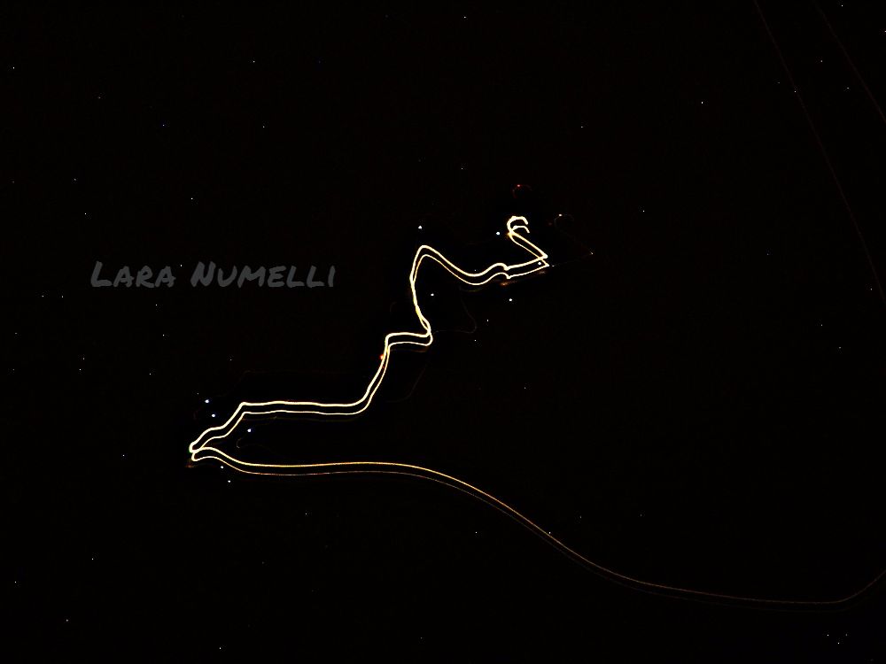 Disegni fatti nel cielo da un aereo