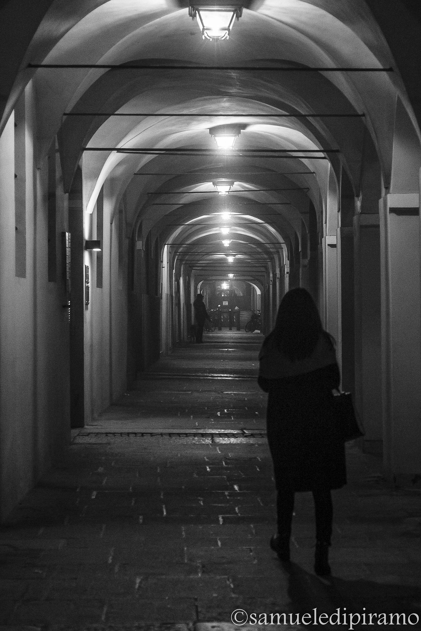 Under the arcades of Parma