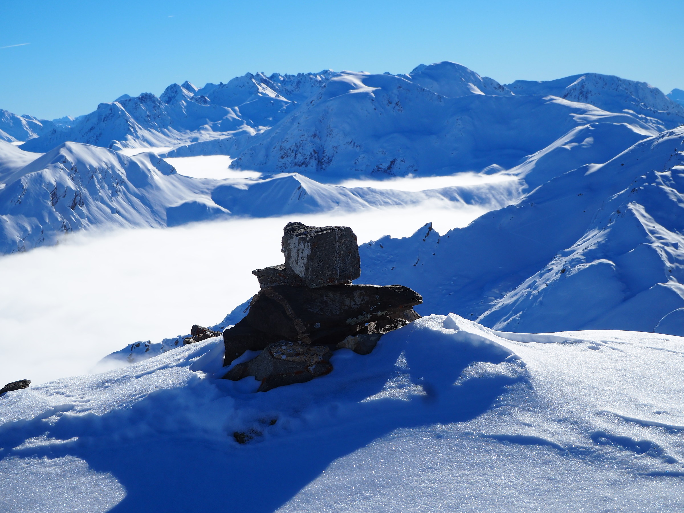 Mist bristling with alpine hills