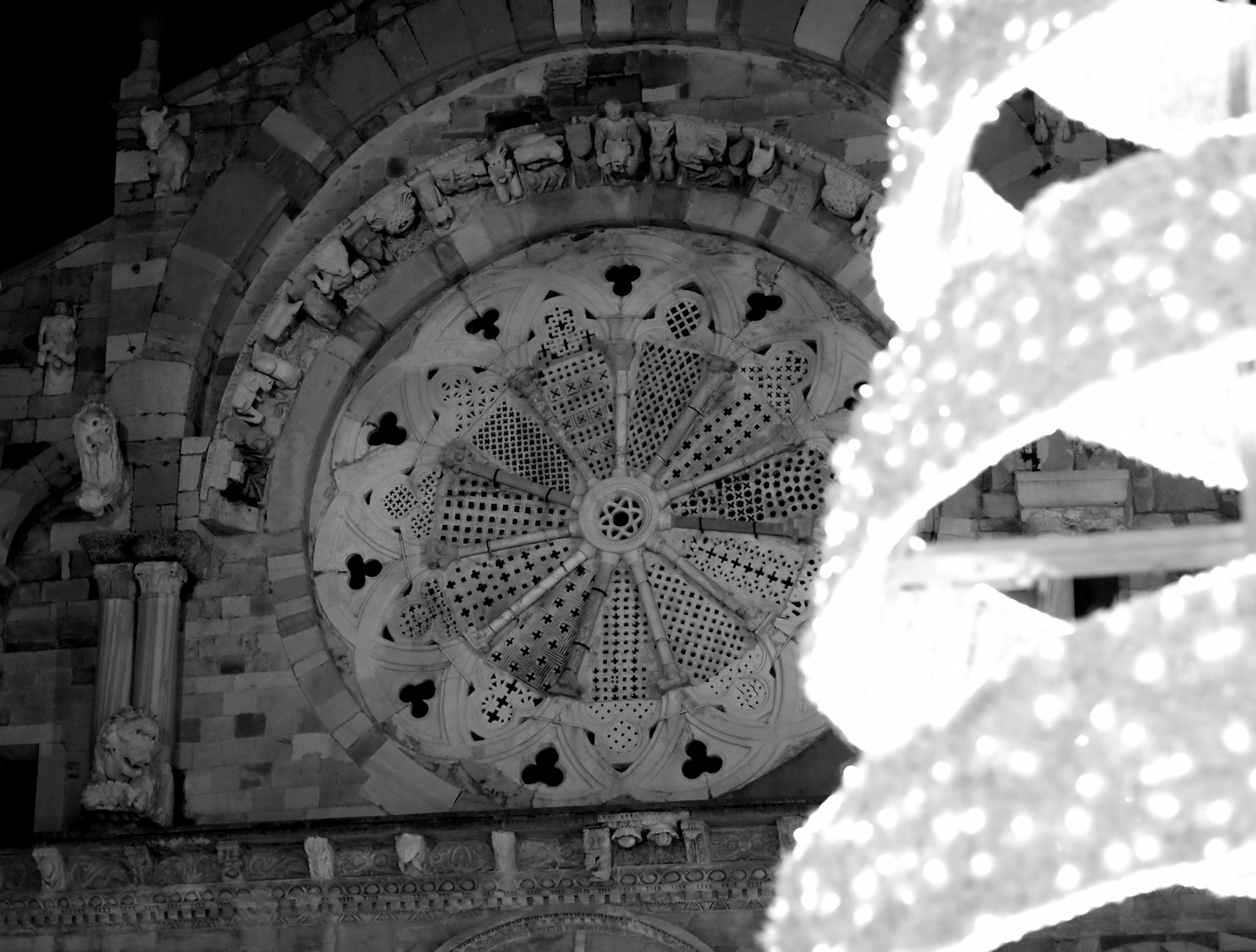 Troy (fg), Rose Window of the Cathedral