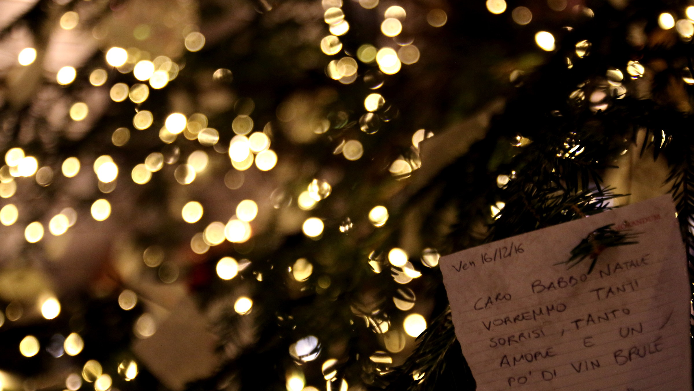 Auguri e vin brulé a tutti voi!