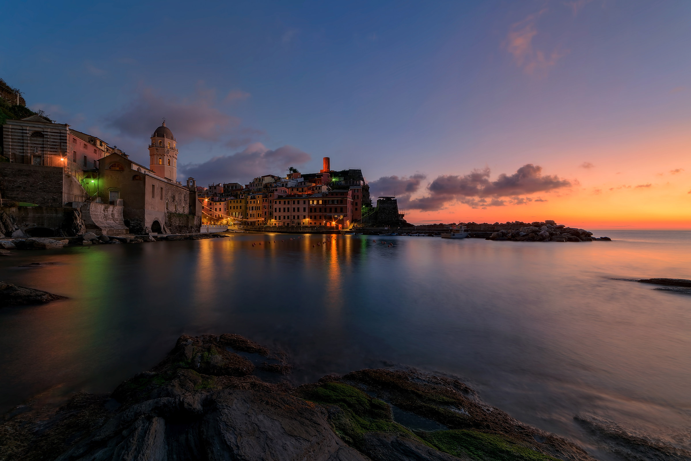 Vernazza blue hour