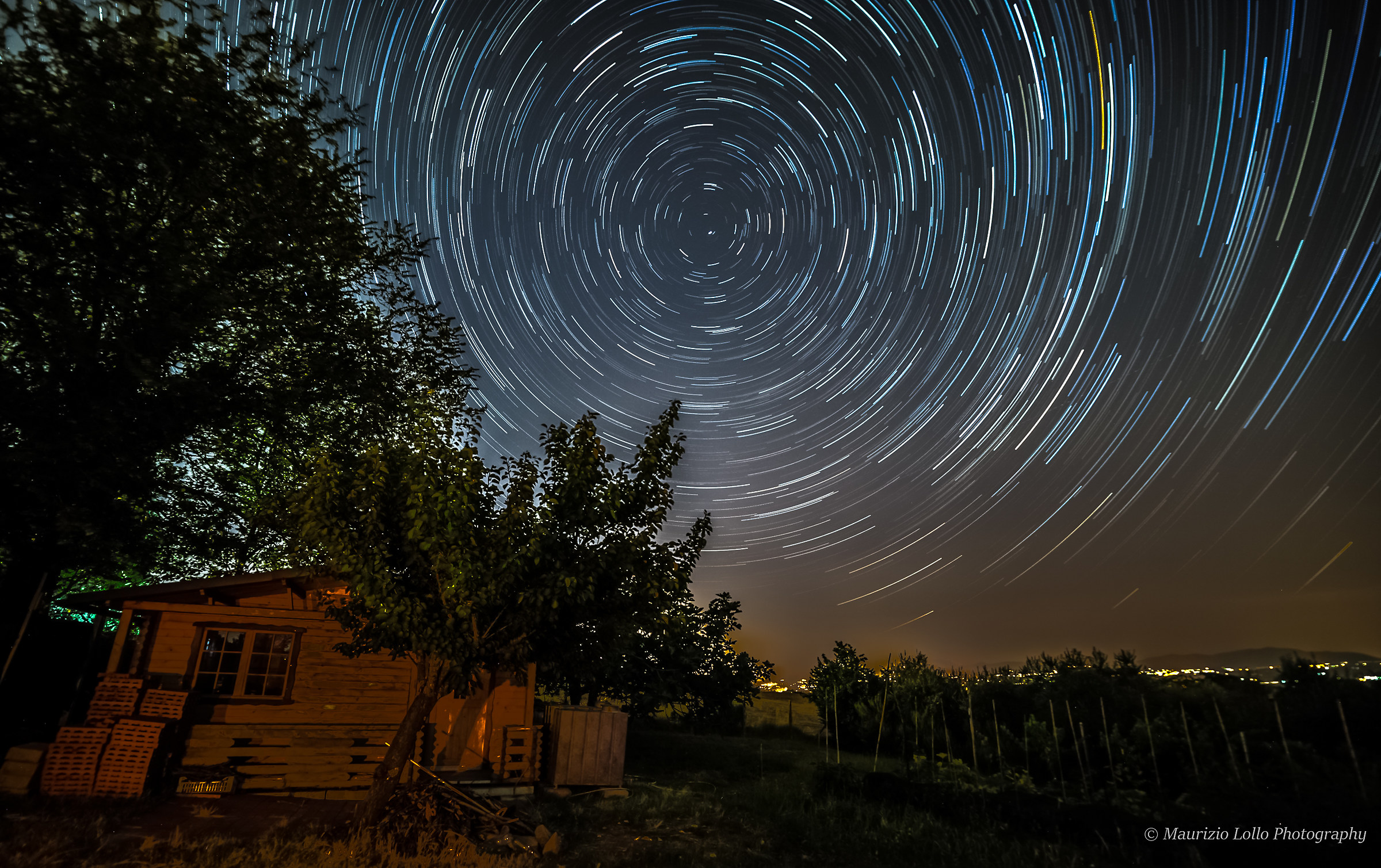 Startrail (polartrail) on my garden!