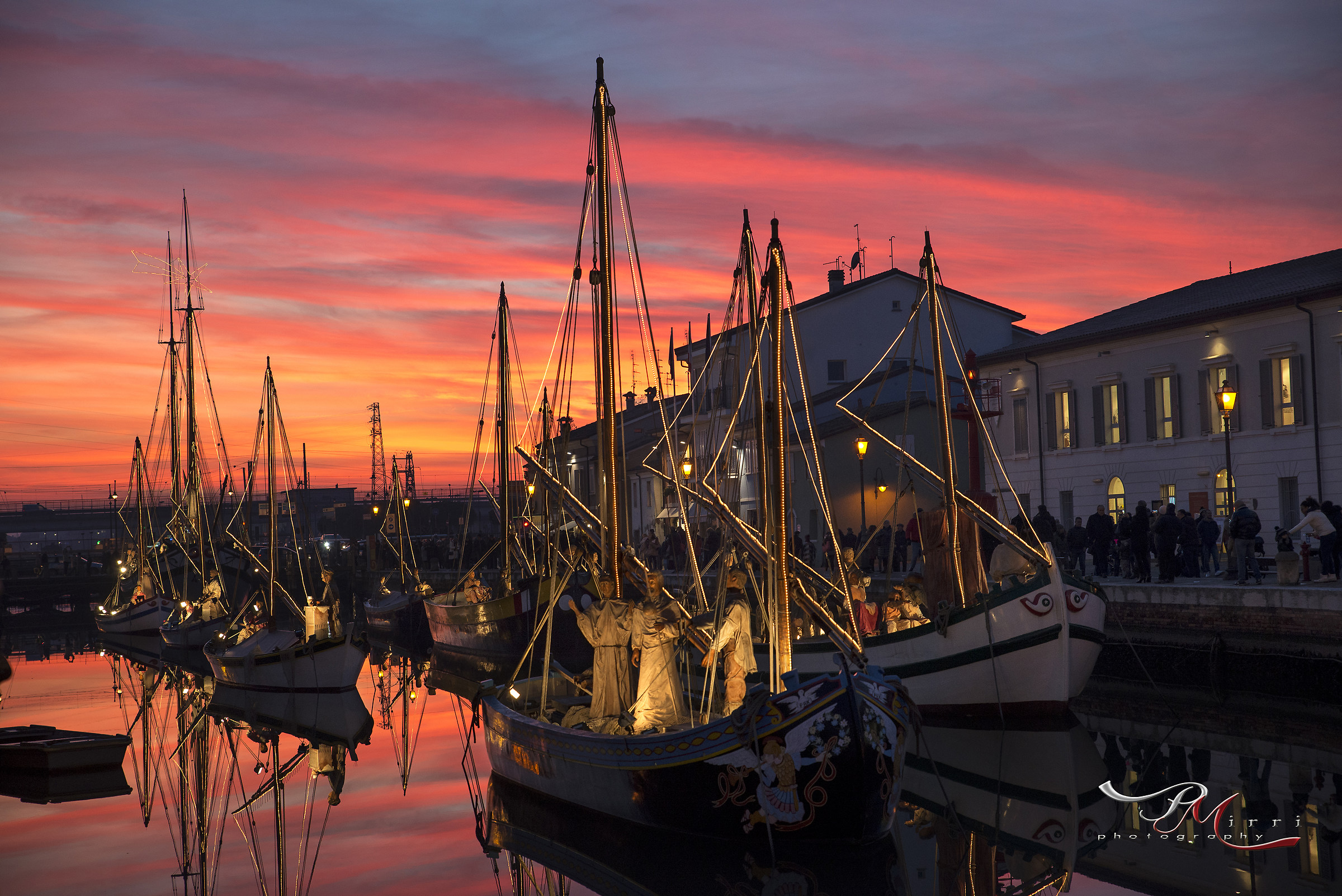Cesenatico, presepe sulle barche