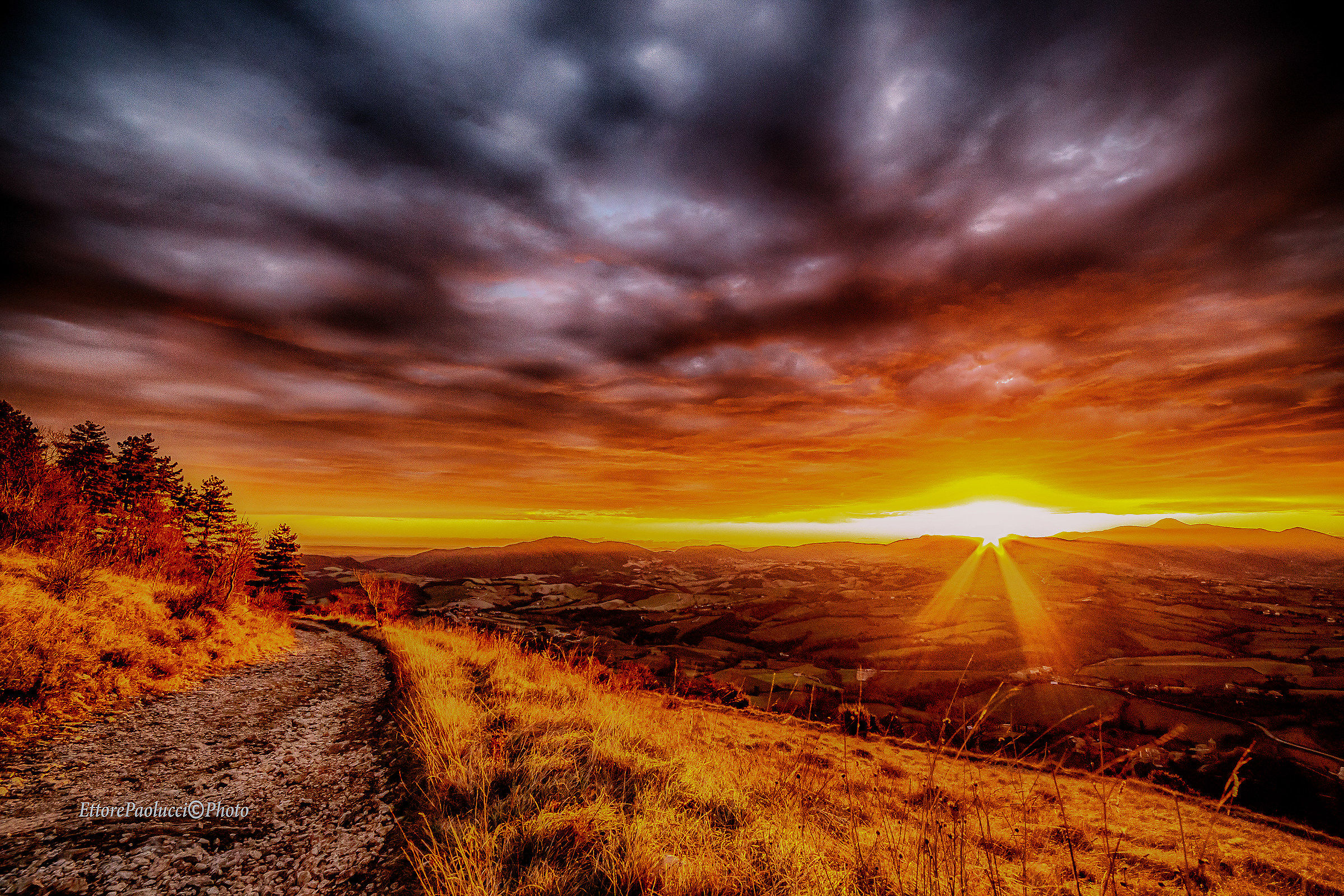 Fantastic / surreal .... playing with the sunrise this morni...