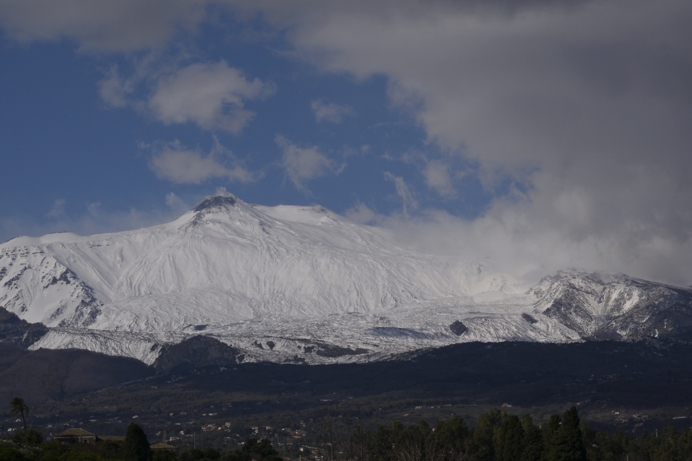 Etna whitewashed at year end