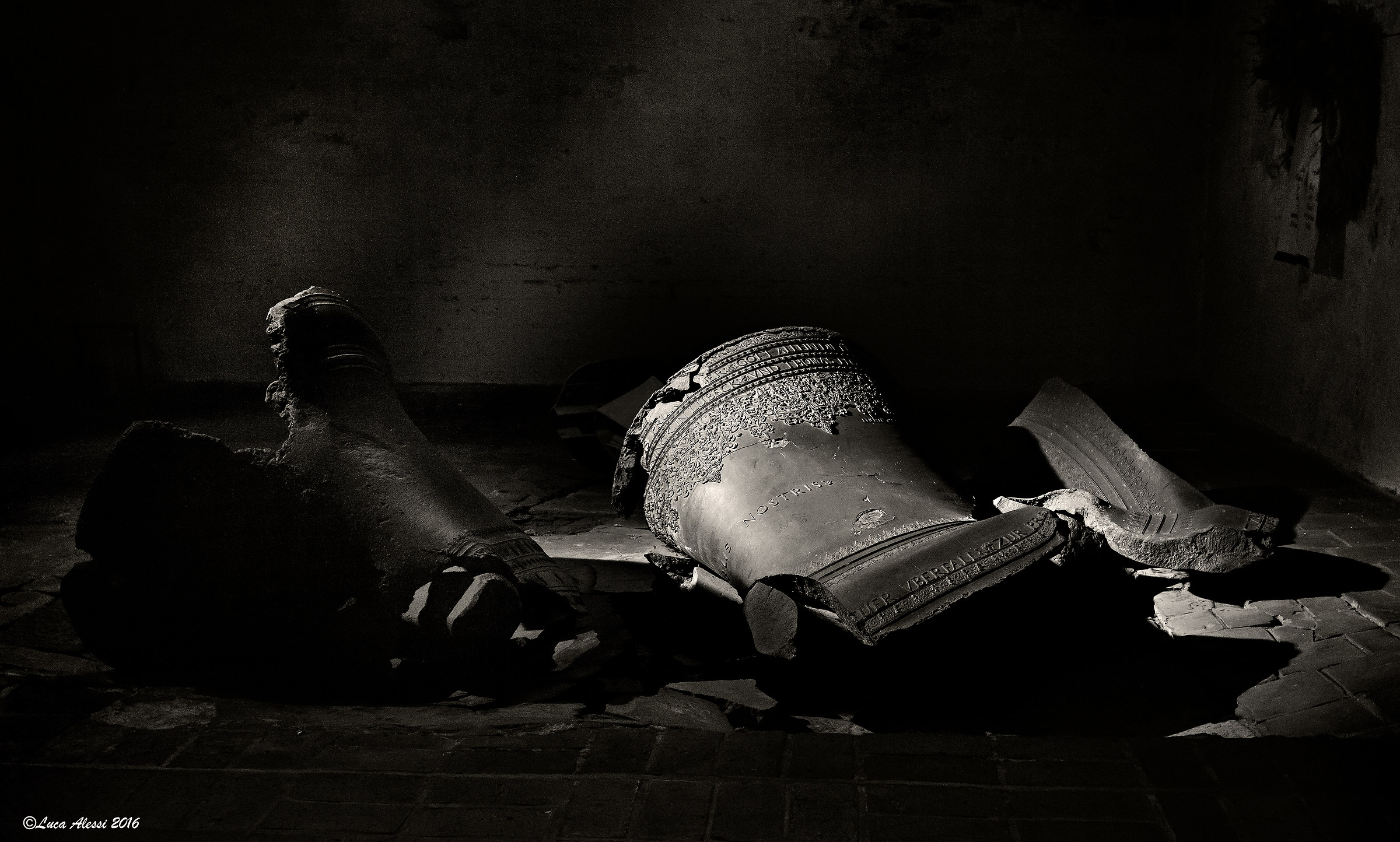 Ammutolite testimoni