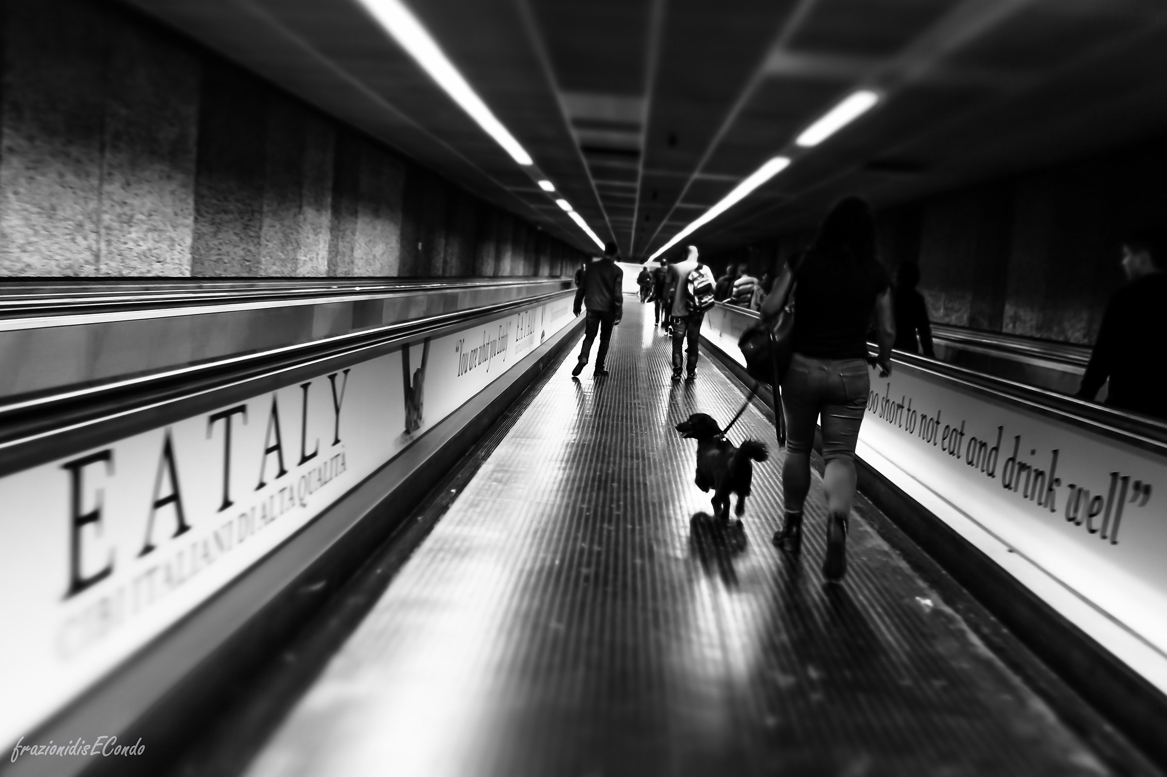 Stargate in metro (Roma Piramide)