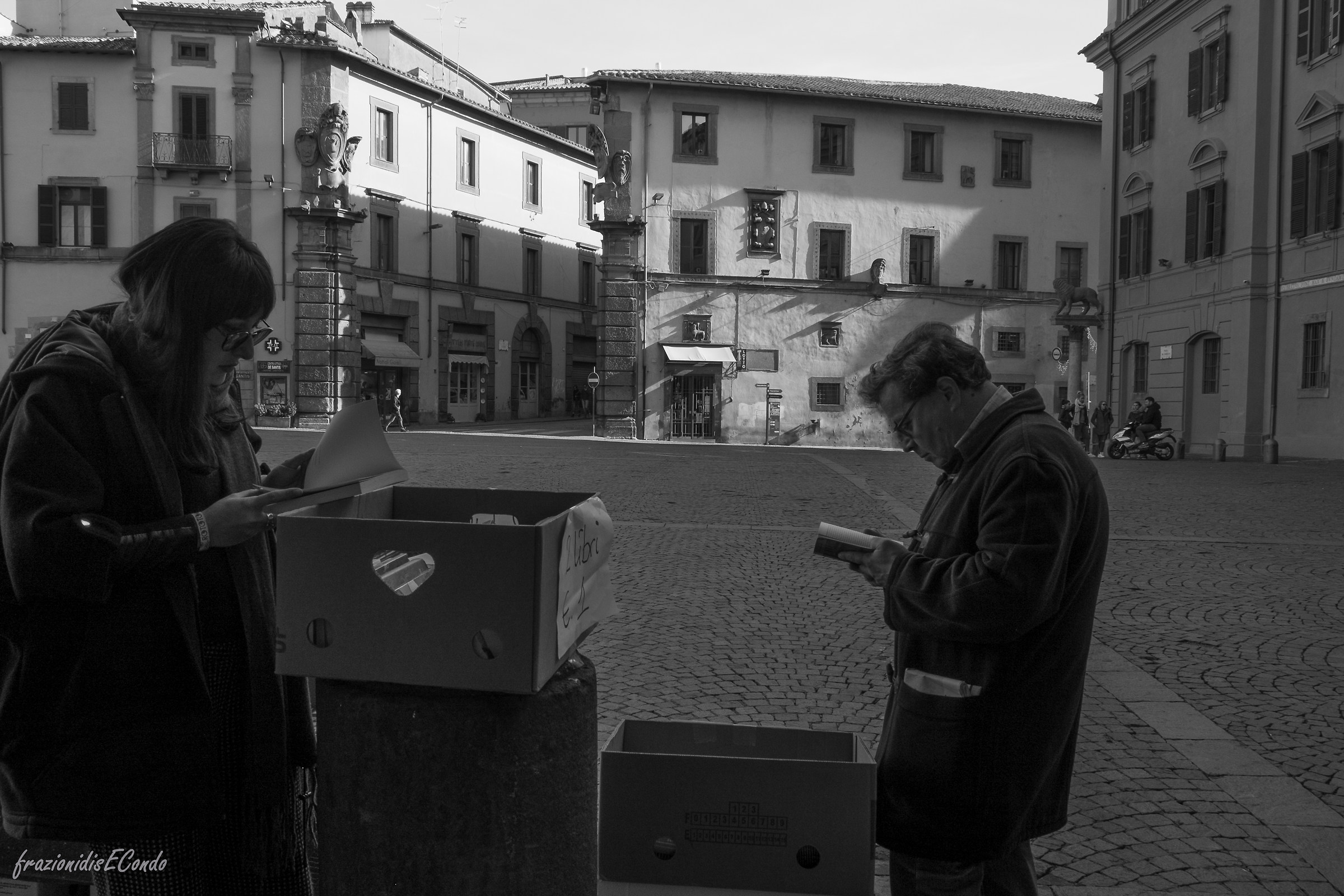 Cercatori di cultura  (Viterbo piazza del Plebiscito)