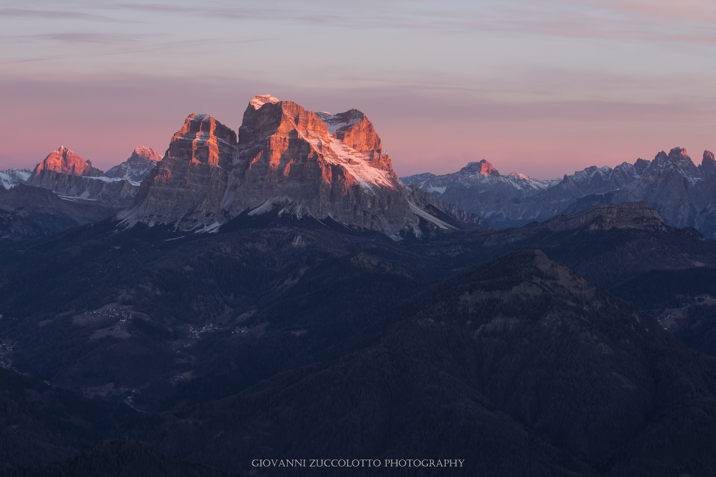 alpenglow | Pelmo 3,168 m