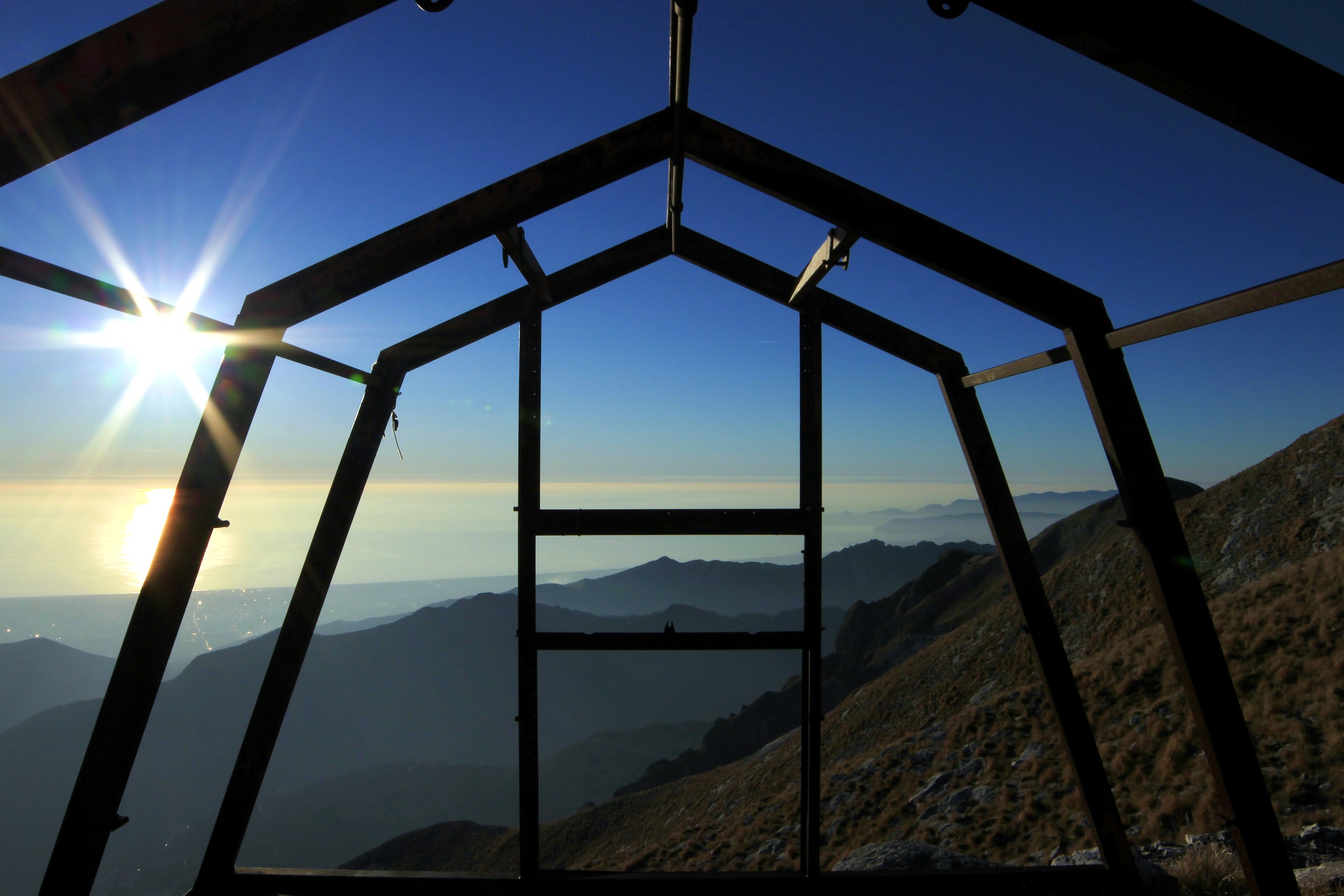 Former bivouac Lusa Lanzoni