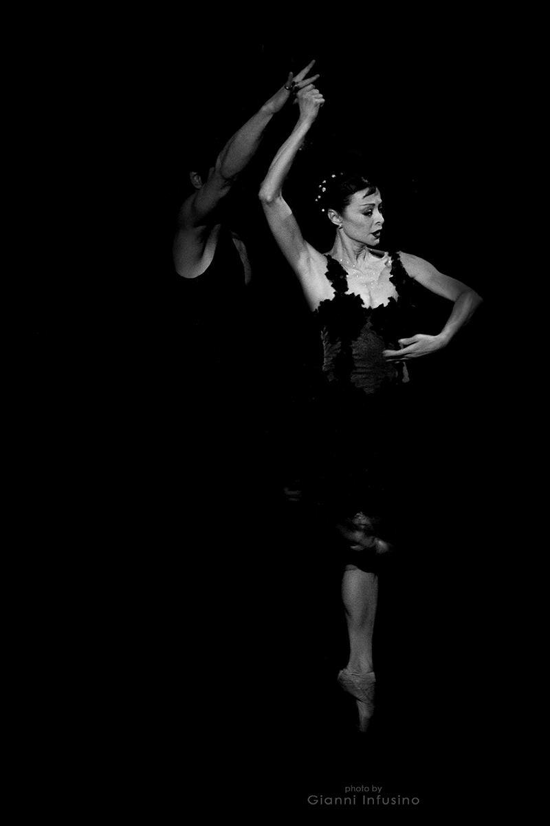 L'étoile Sabrina Brazzo al Teatro Rendano, CS