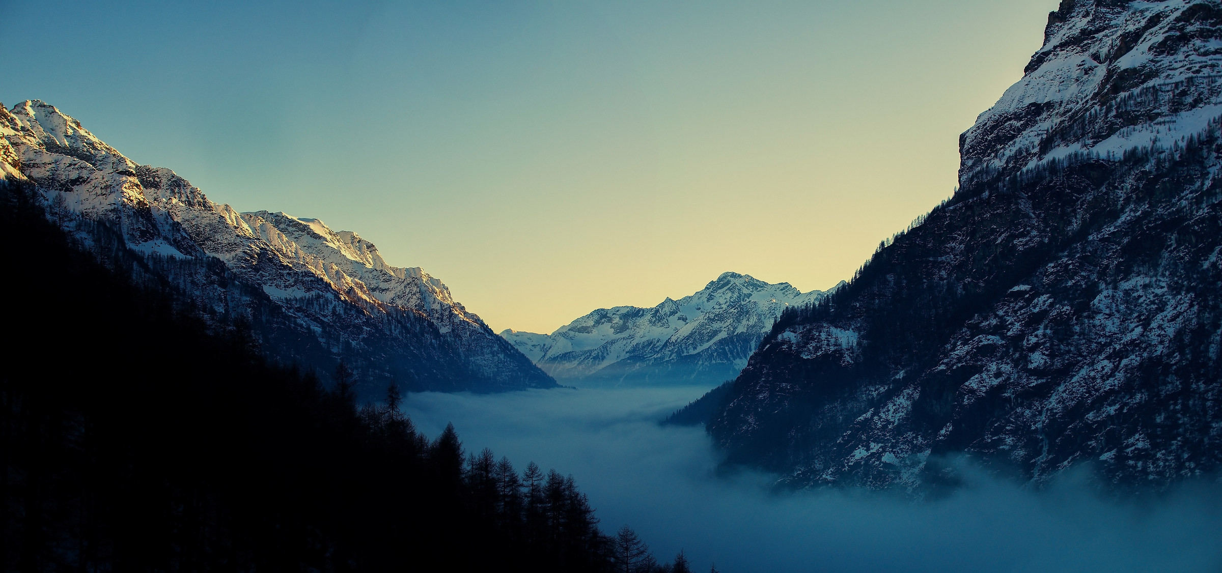 Clouds in Val du Lys