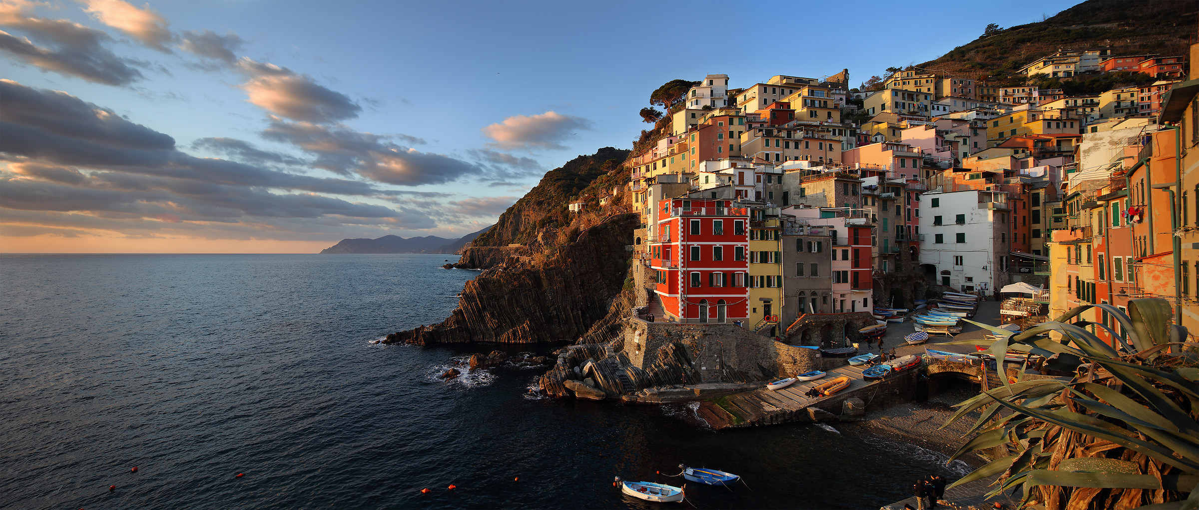Riomaggiore prima del tramonto