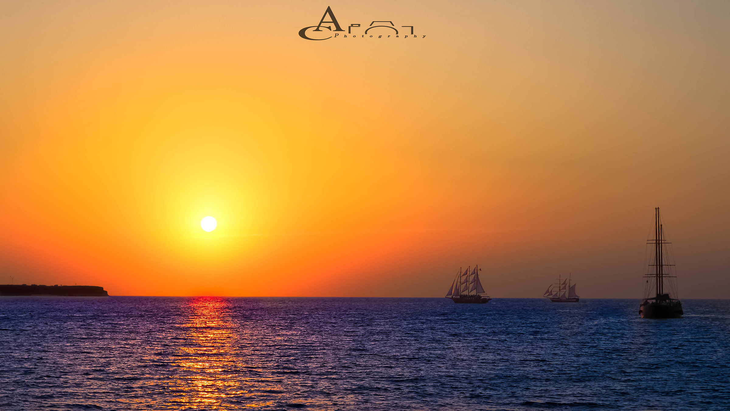 Sunset, Santorini, Greece.