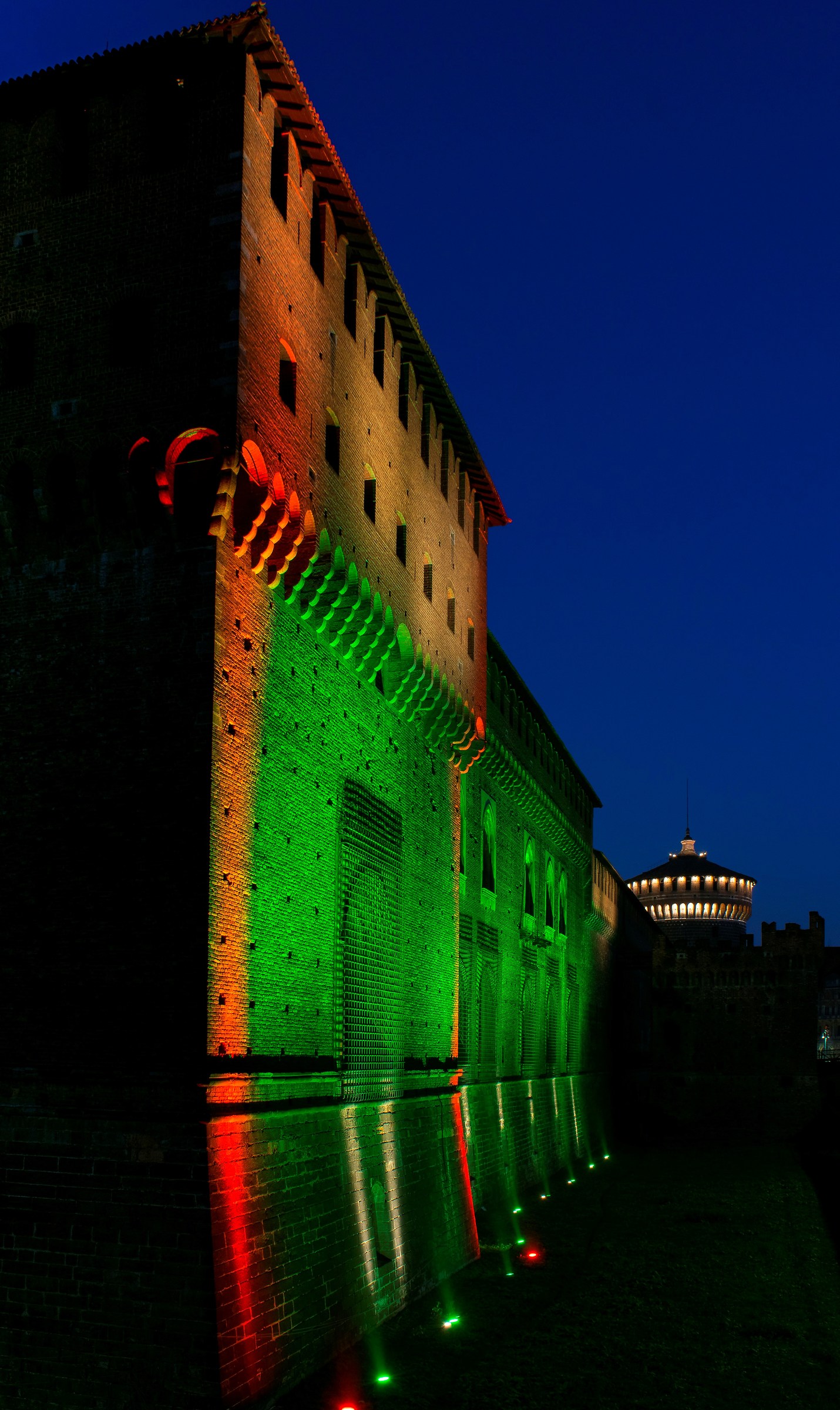 Castello Sforzesco by night Milano