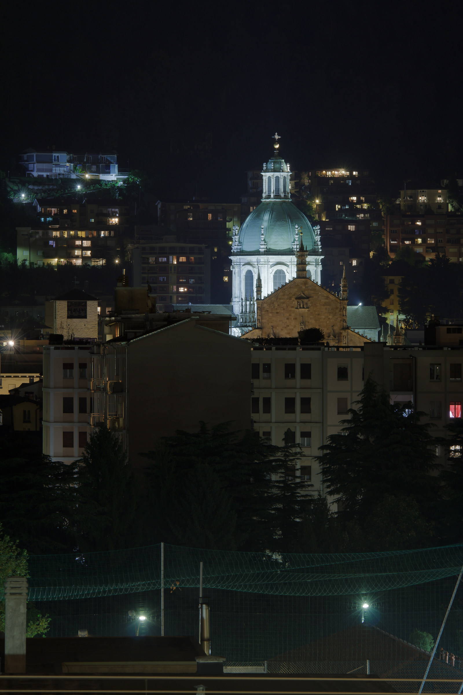 Duomo di Como, visto da Ovest