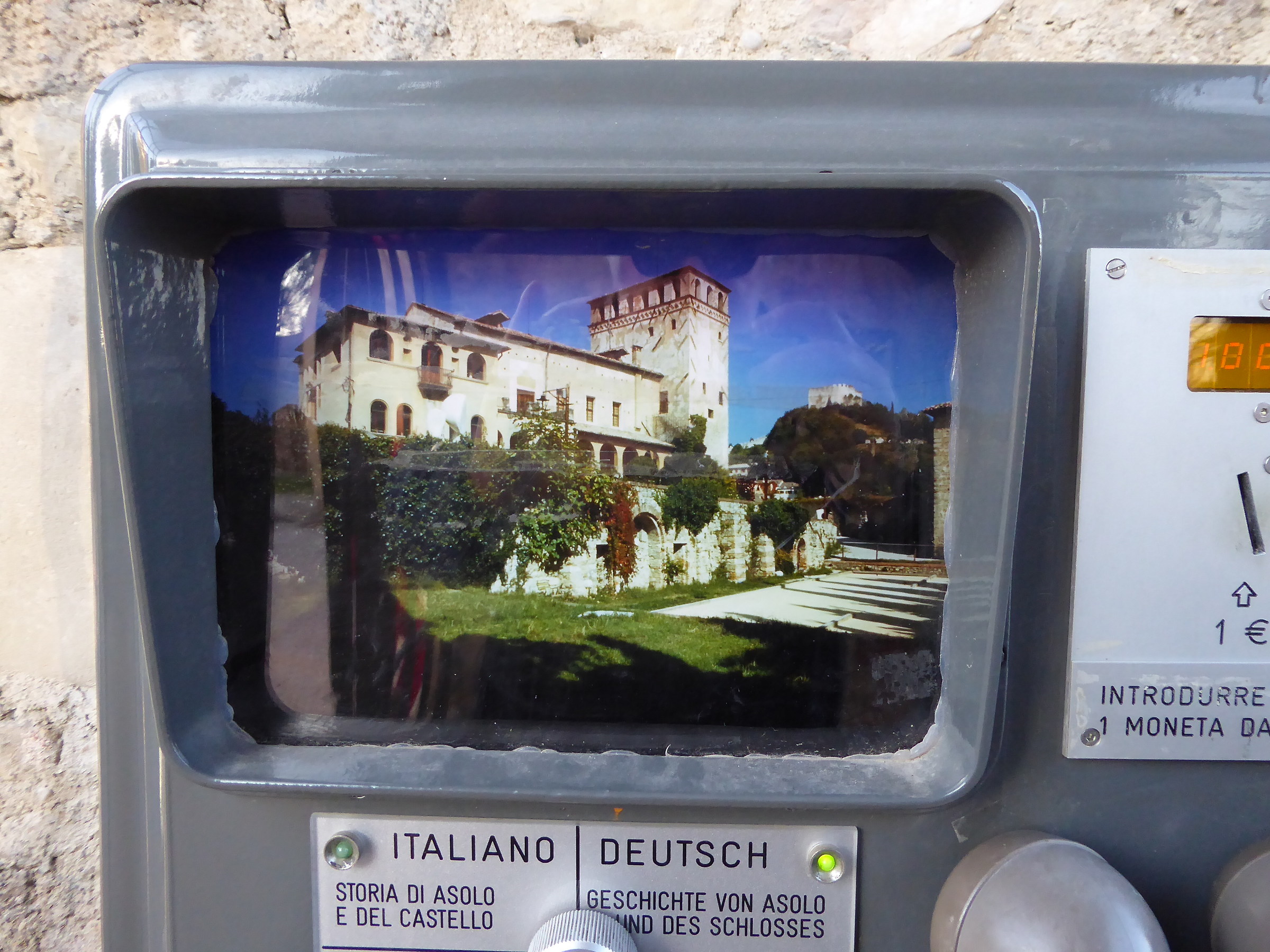 introdurre la moneta...