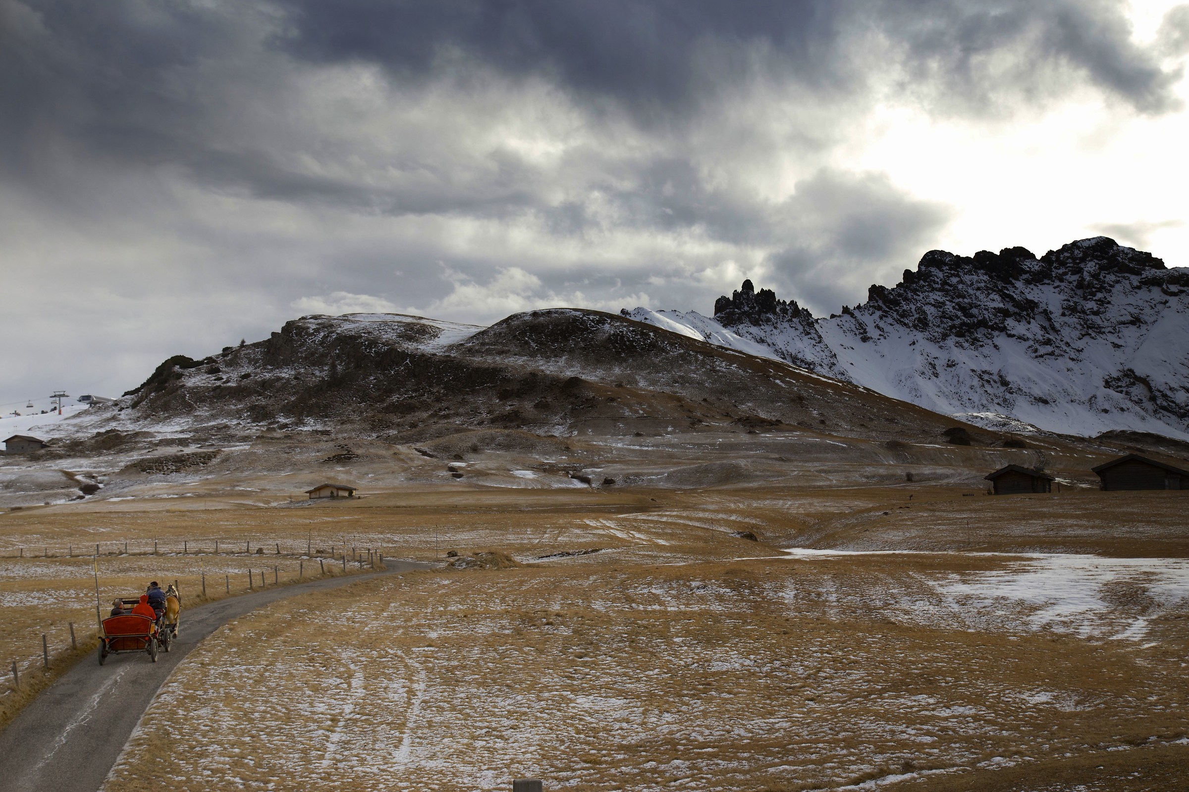 under the teeth of Croda