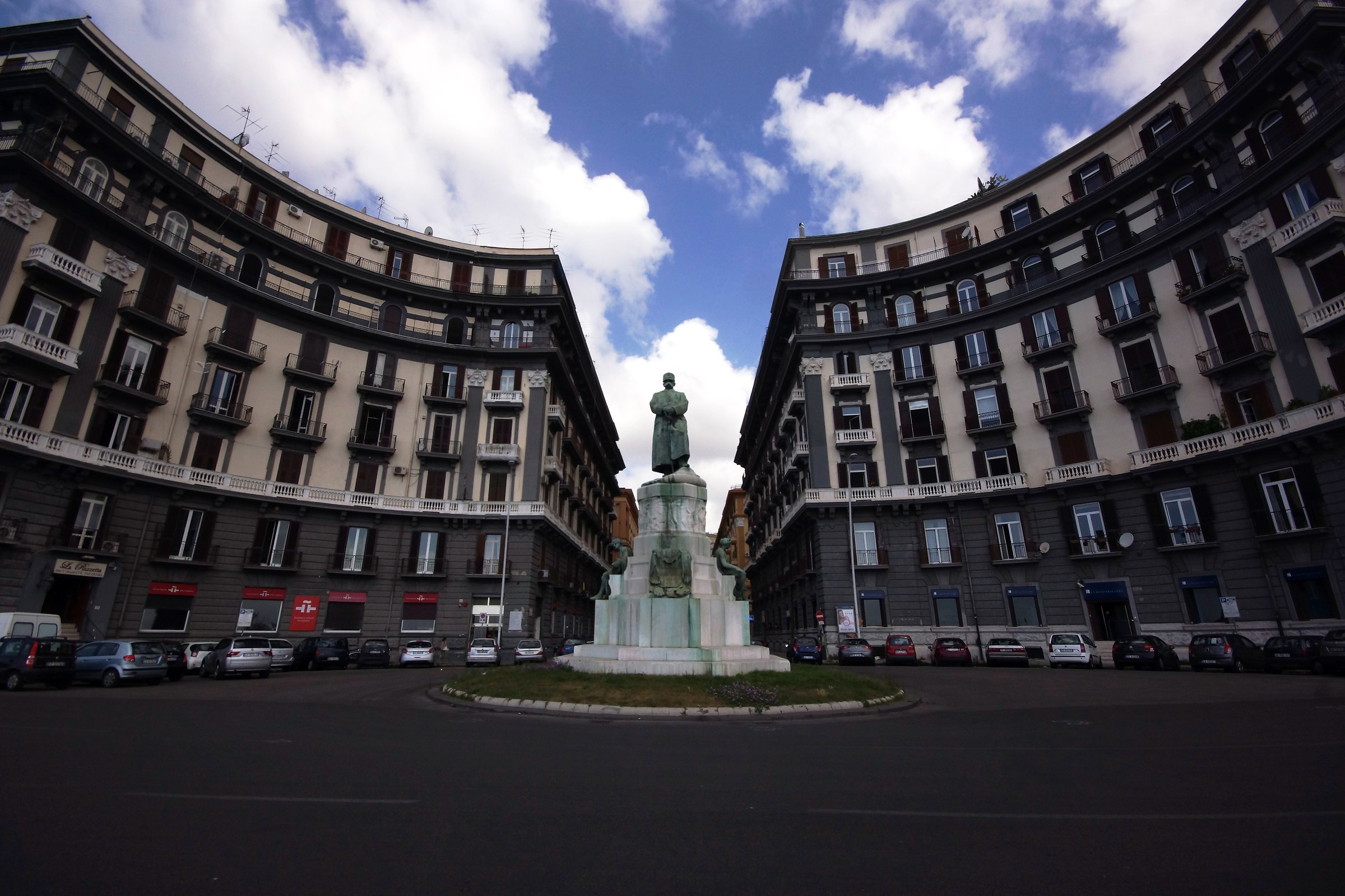 Napoli, Via Nazario Sauro.