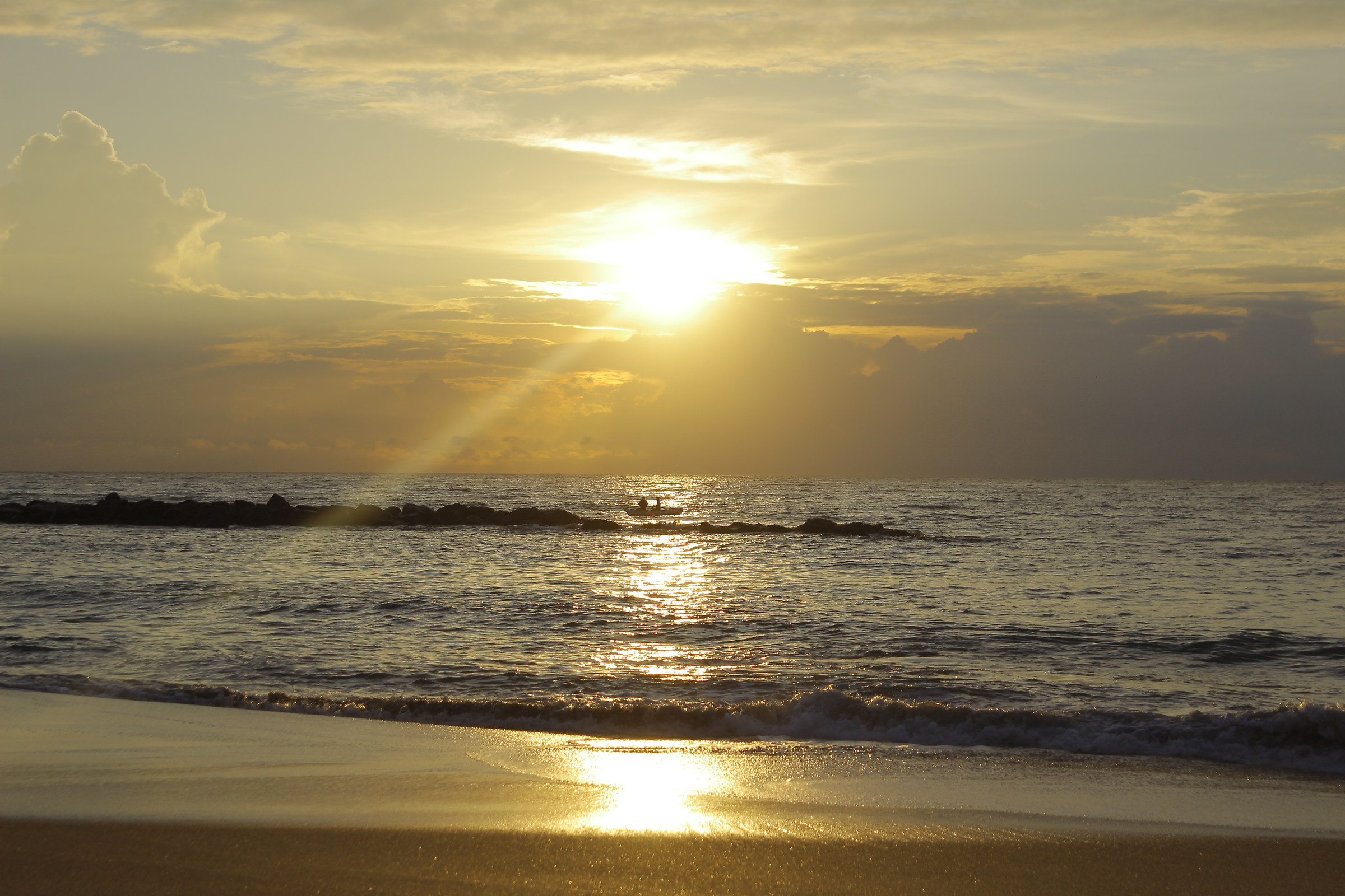 Fishermen at dawn - Tangalle