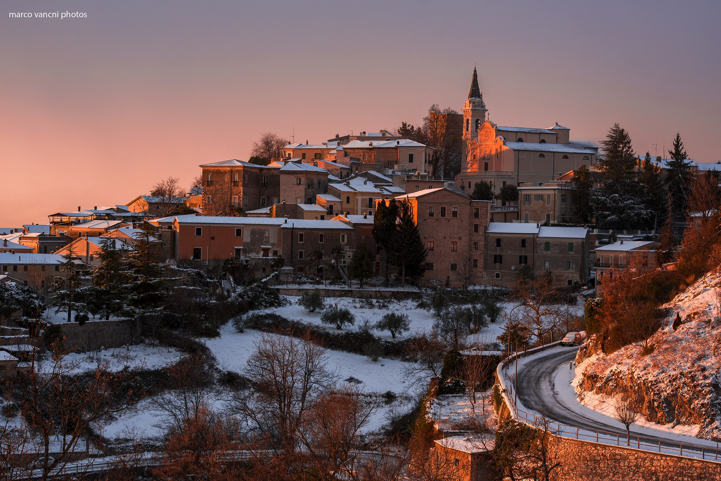 Piccoli borghi innevati