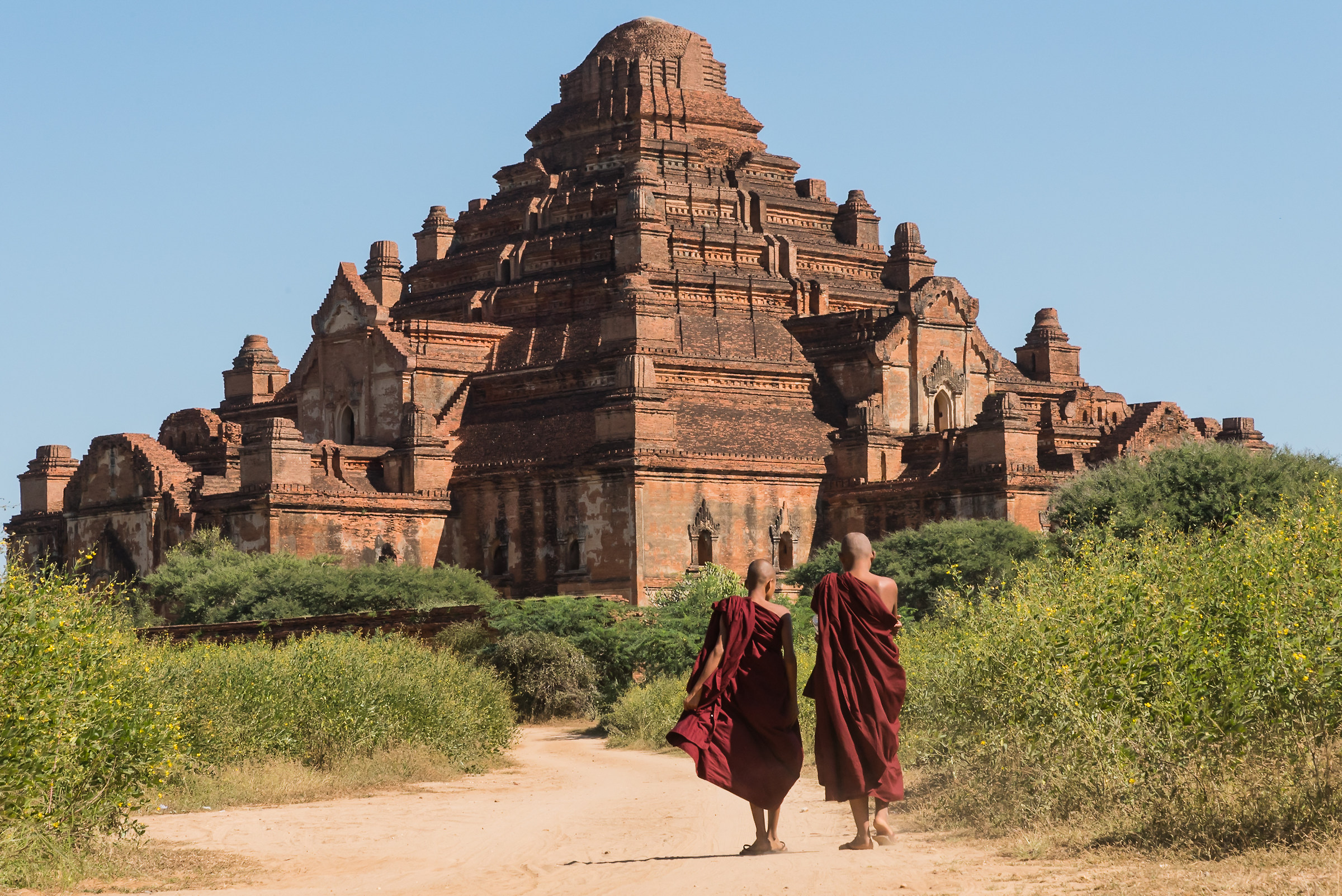 Monaci a Bagan
