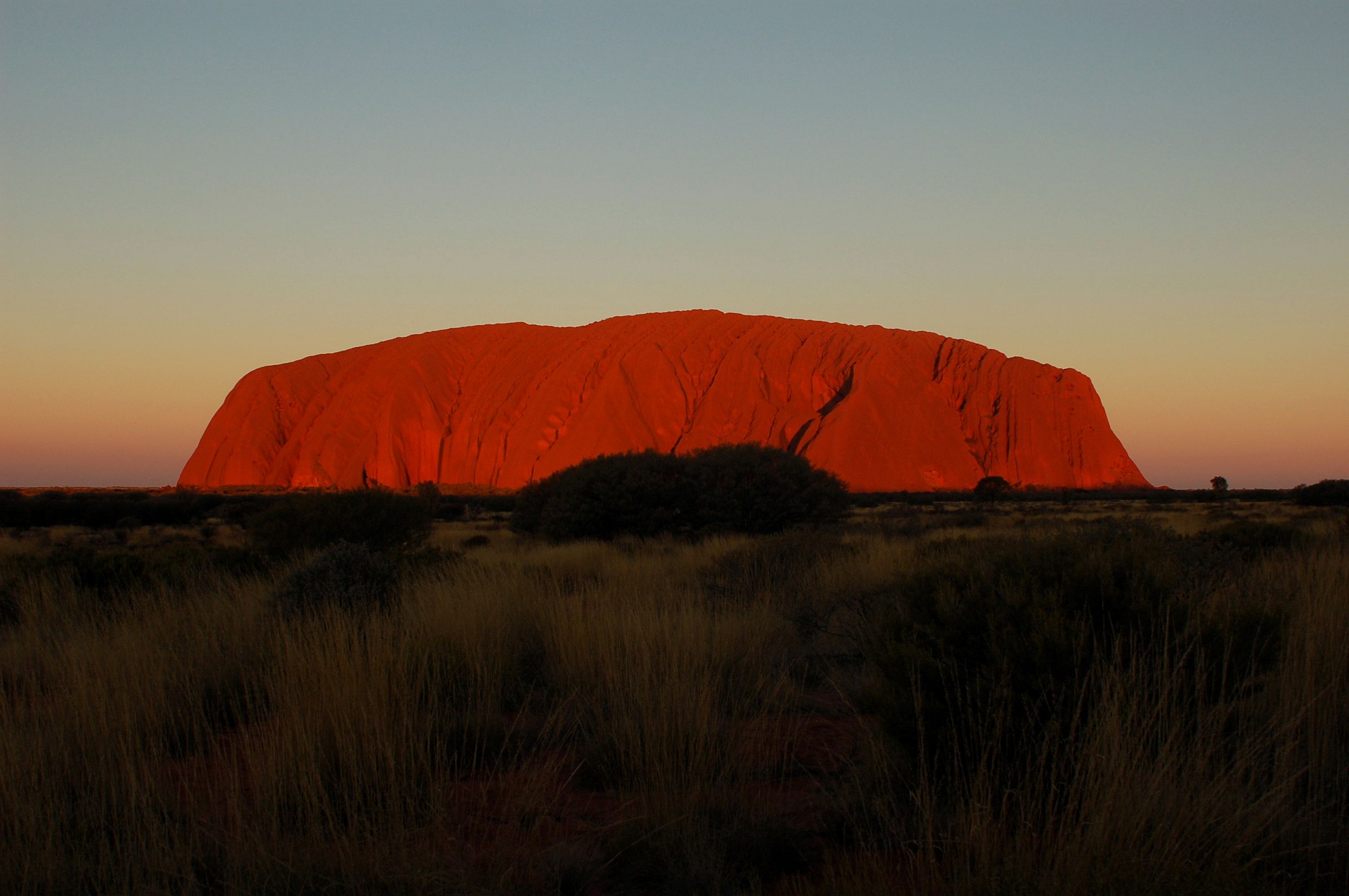 Uluru acceso
